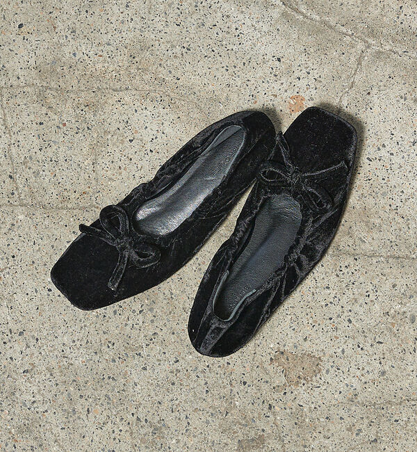 AU BANNISTER「【LAROUTE】ギャザーバレエシューズ」|バレエシューズ|ブラック系その他1