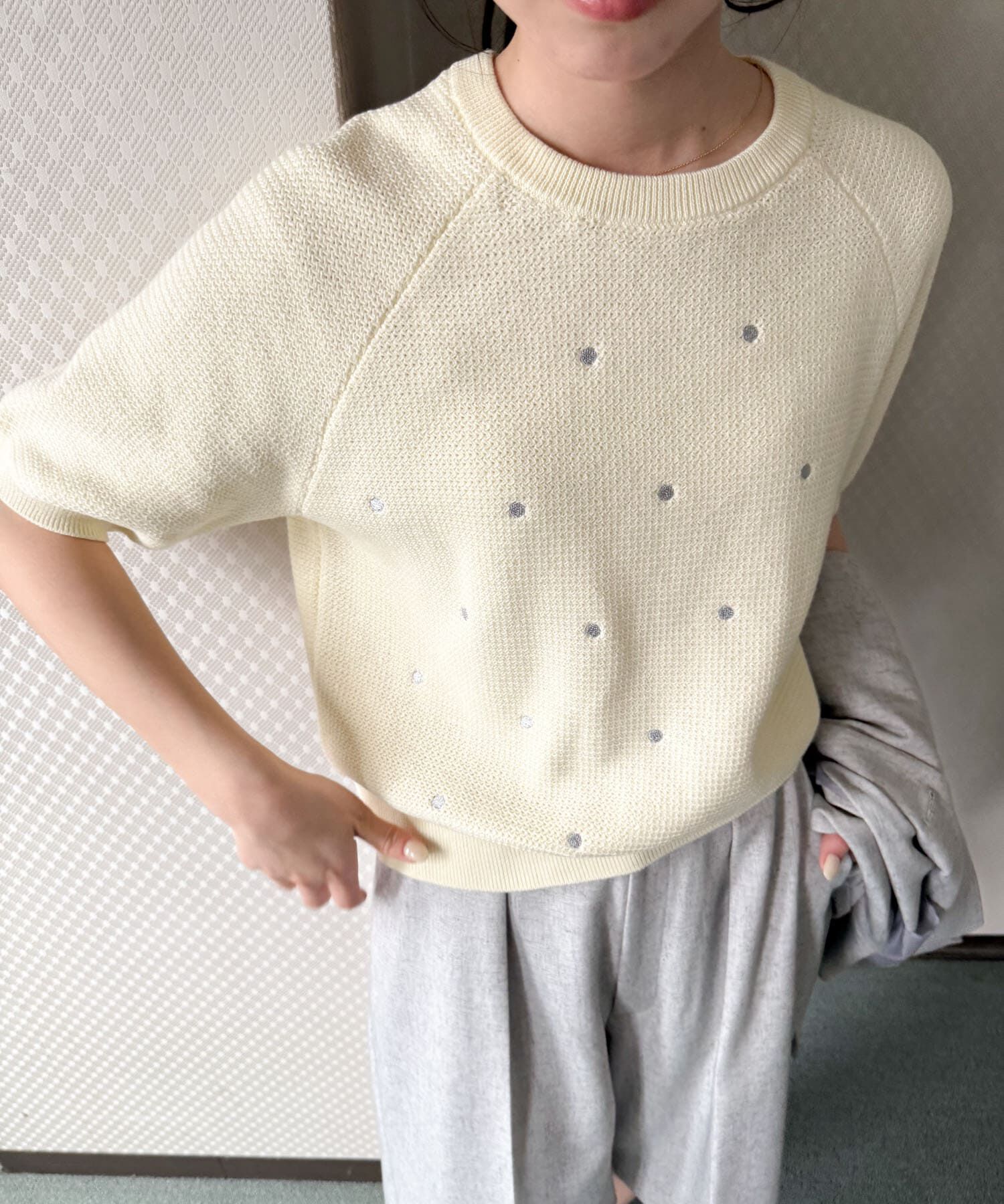 URBAN RESEARCH DOORS「ラメドット刺繍ニット」|ニット・セーター|