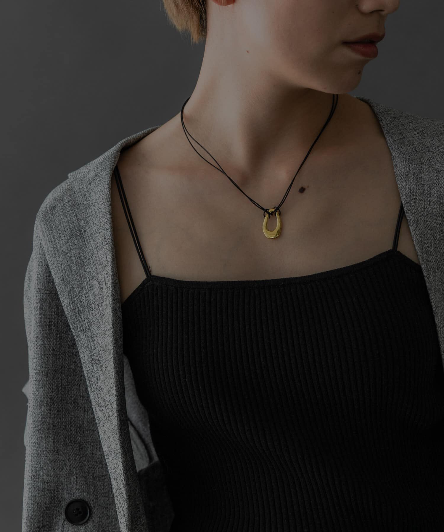 SMELLY「SMELLY so&rsquo;　oval plate cord necklace」|ネックレス|