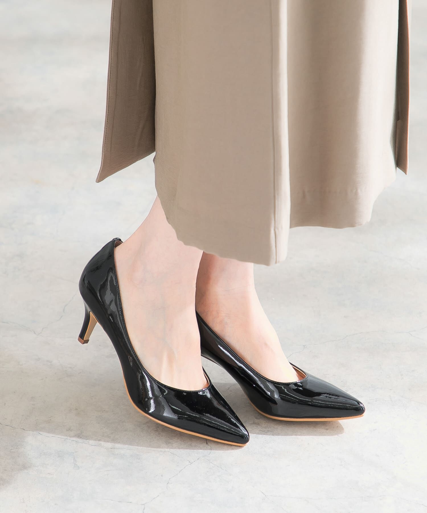 URBAN RESEARCH ROSSO「オリジナルエナメルパンプス」|パンプス|