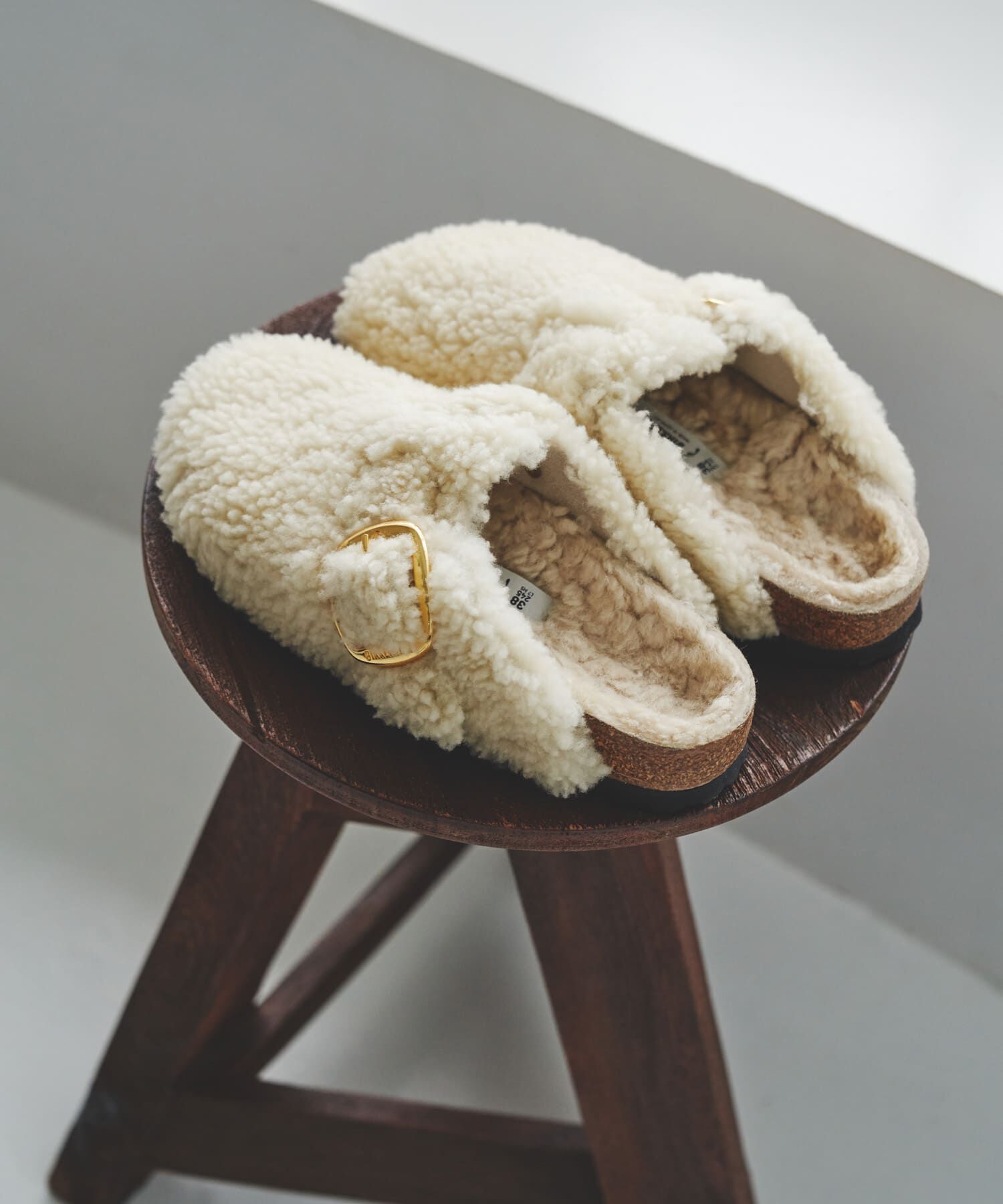 URBAN RESEARCH「BIRKENSTOCK　Boston Big Buckle Teddy」|サンダル|