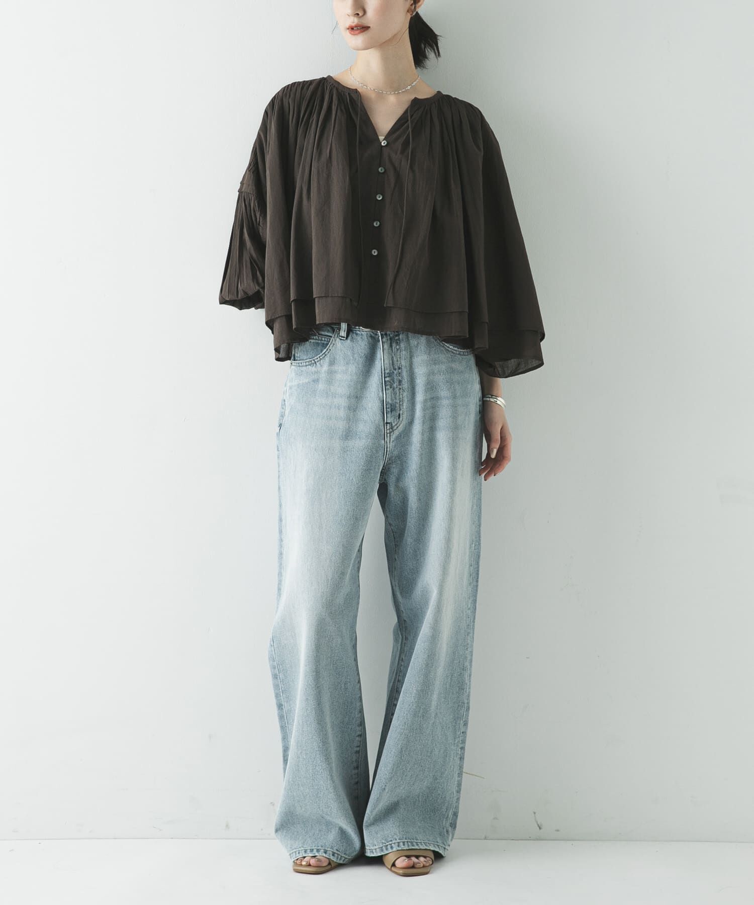 URBAN RESEARCH「コットンボイルギャザーショートブラウス」|シャツ・ブラウス|