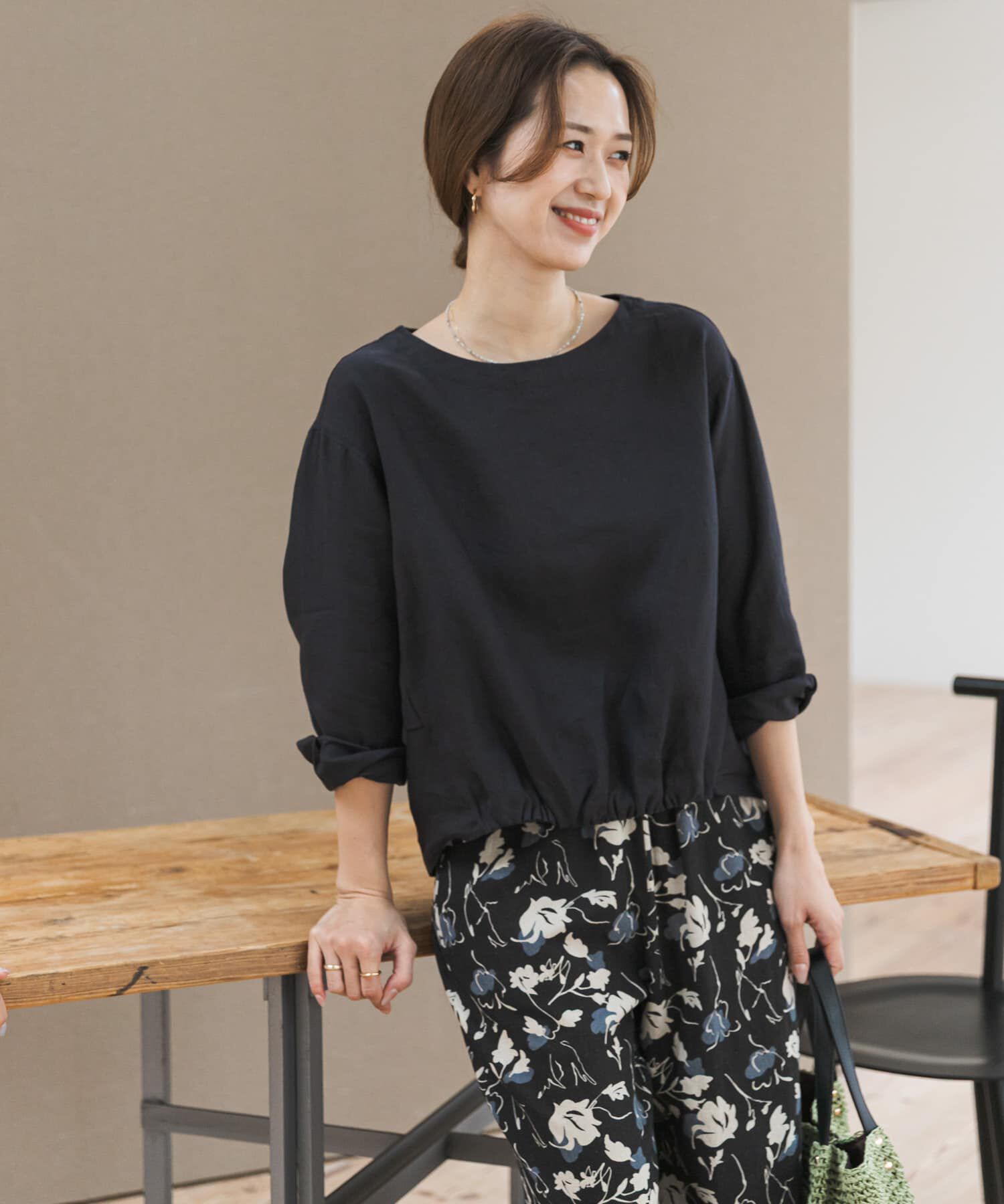 URBAN RESEARCH DOORS「リネンフロントギャザープルオーバー」|シャツ・ブラウス|