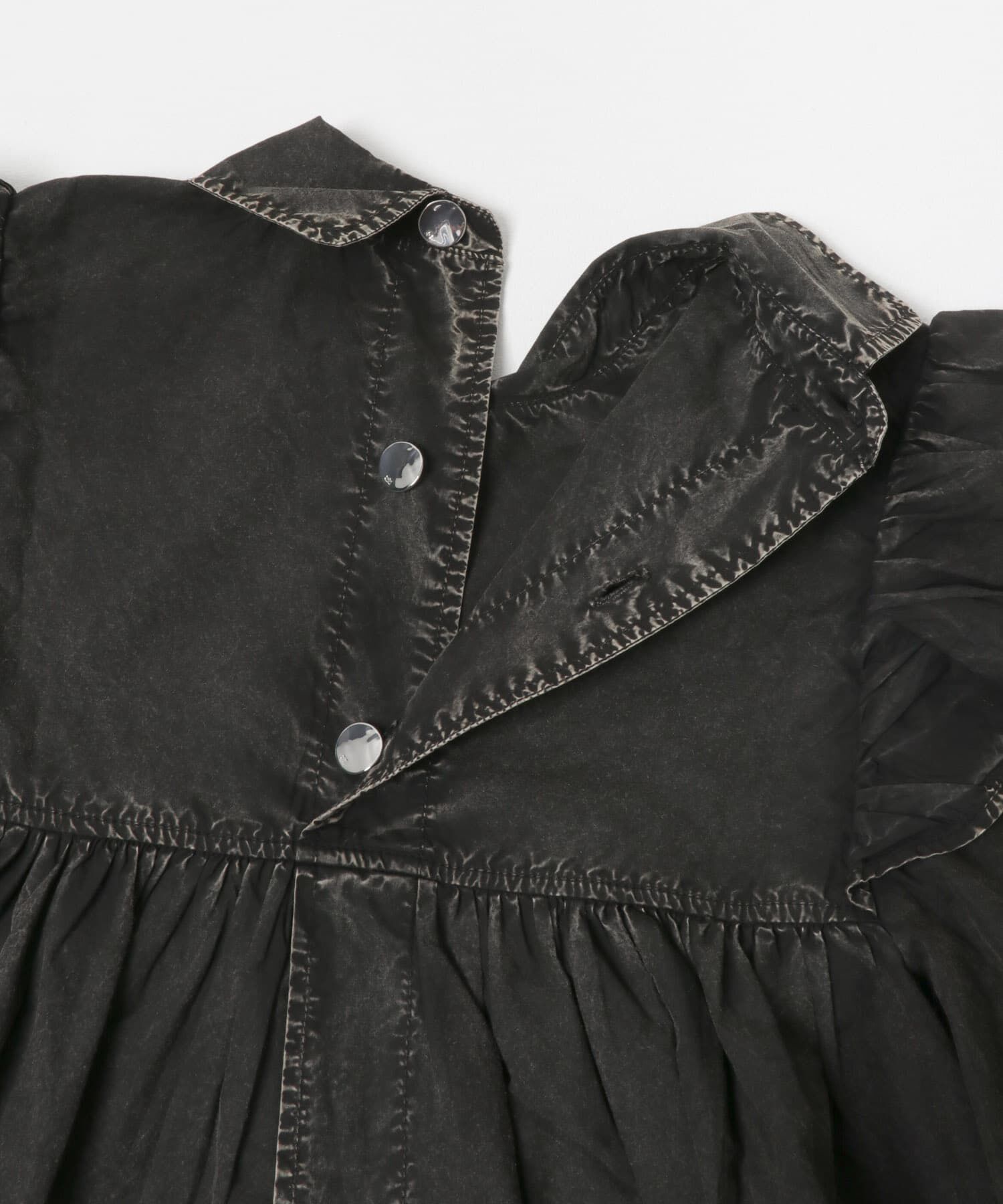 URBAN RESEARCH「GANNI　GARMENT DYED FRILL BLOUSE」|シャツ・ブラウス|