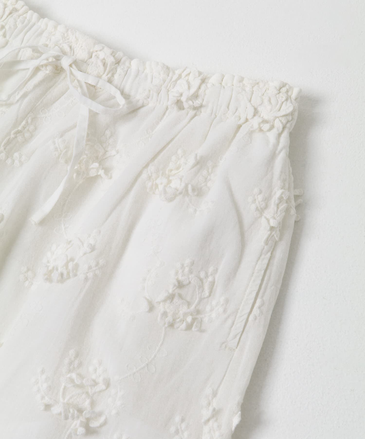 URBAN RESEARCH「crinkle crinkle crinkle　3D EMBROIDERY EASY PANTS」|その他|