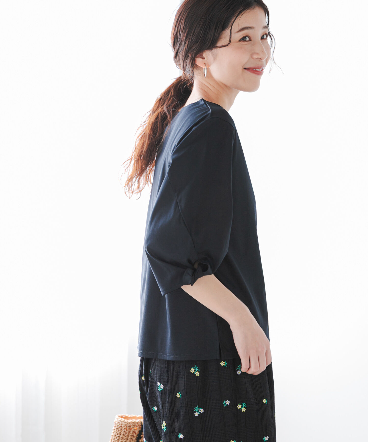 URBAN RESEARCH DOORS「『UR TECH』サマシェアツイストスリーブプルオーバー」|Tシャツ・カットソー|