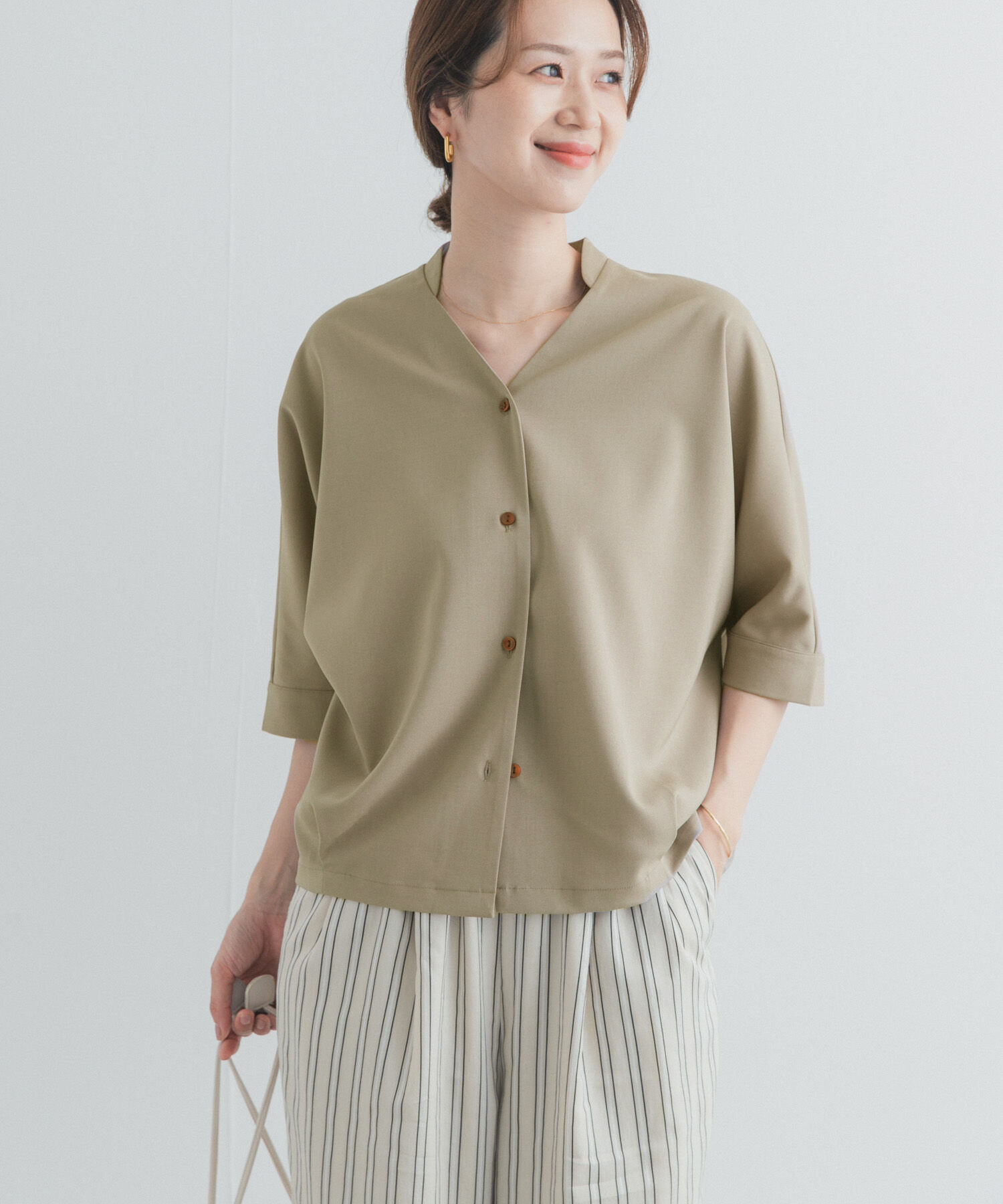 URBAN RESEARCH DOORS「『UR TECH』完声/涼ドルマン半袖シャツ」|シャツ・ブラウス|ベージュ