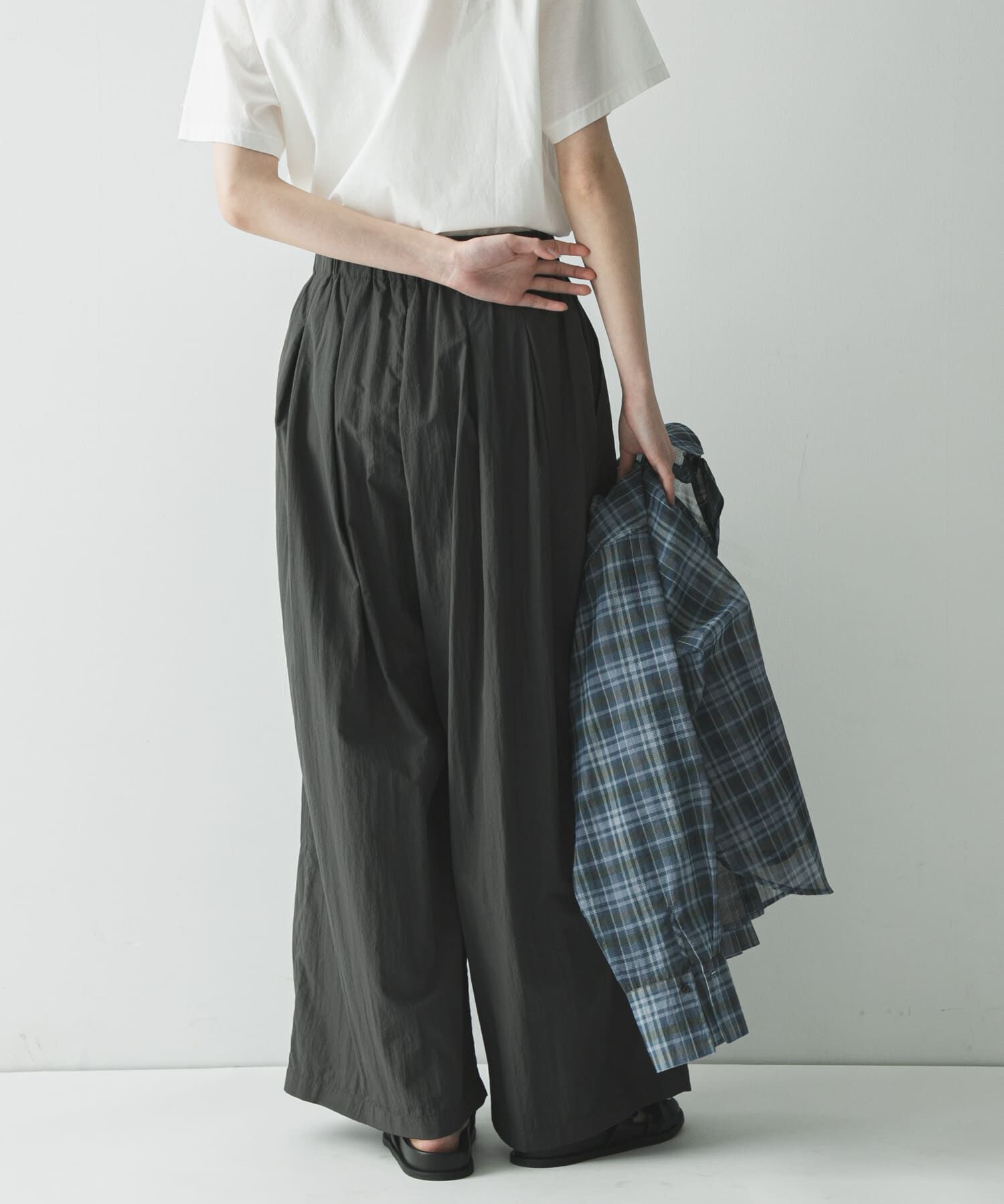 URBAN RESEARCH「『UR TECH』ギャザーワイドパンツ」|その他|