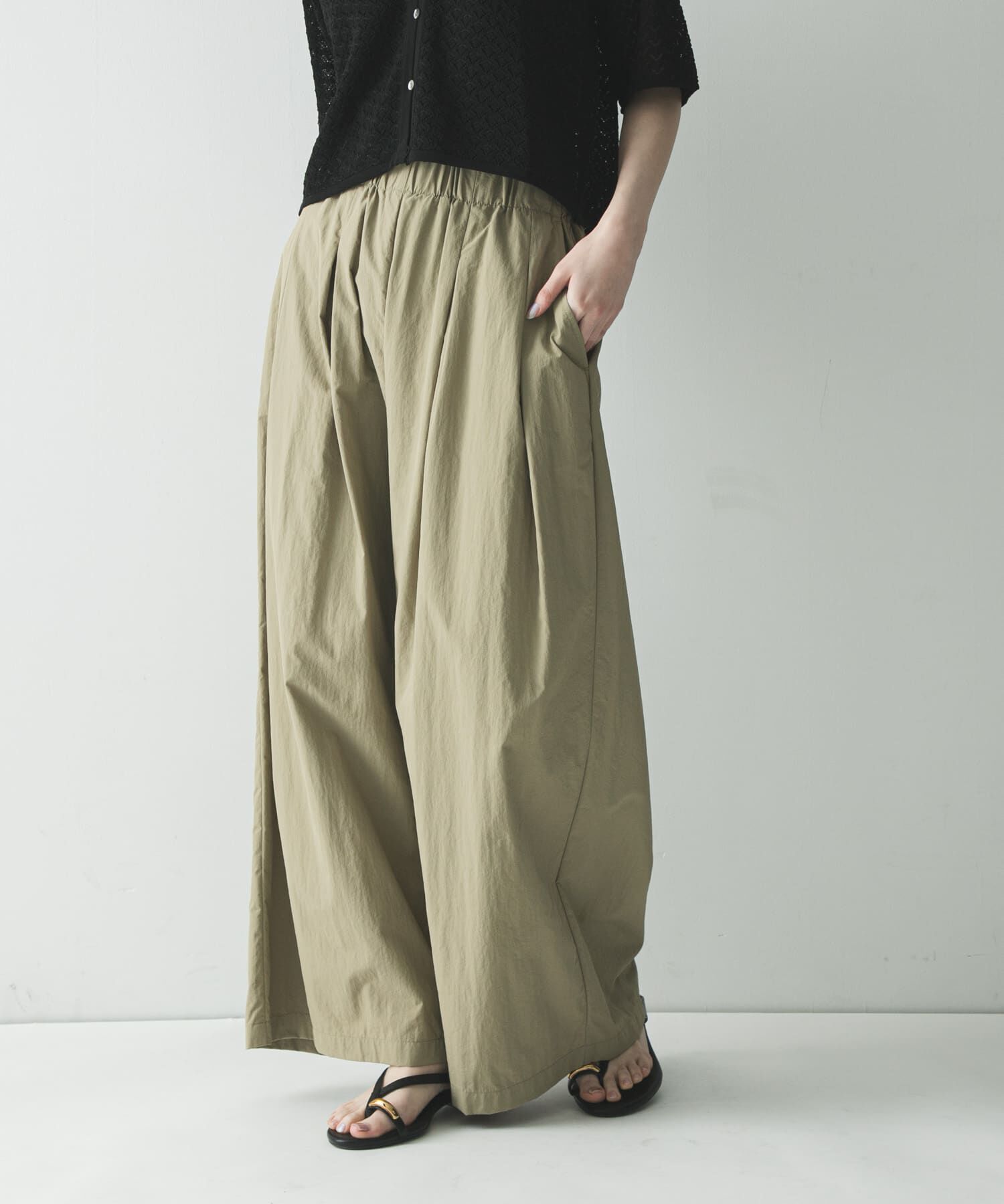 URBAN RESEARCH「『UR TECH』ギャザーワイドパンツ」|その他|