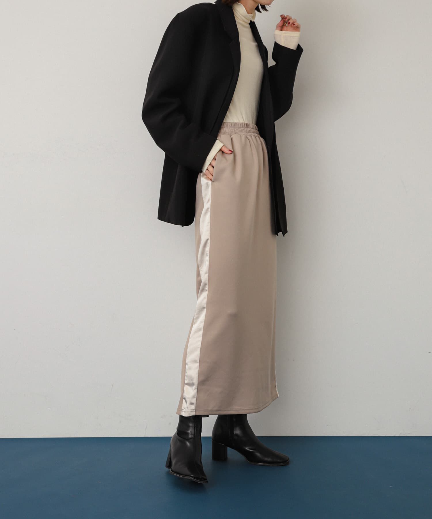 SENSE OF PLACE by URBAN RESEARCH「サテンキリカエラインスカート」|スカート|