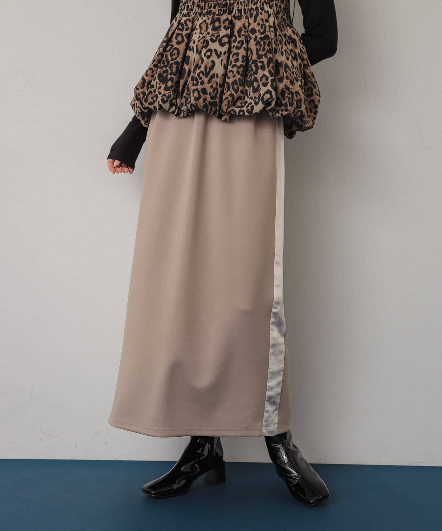 SENSE OF PLACE by URBAN RESEARCH「サテンキリカエラインスカート」|スカート|