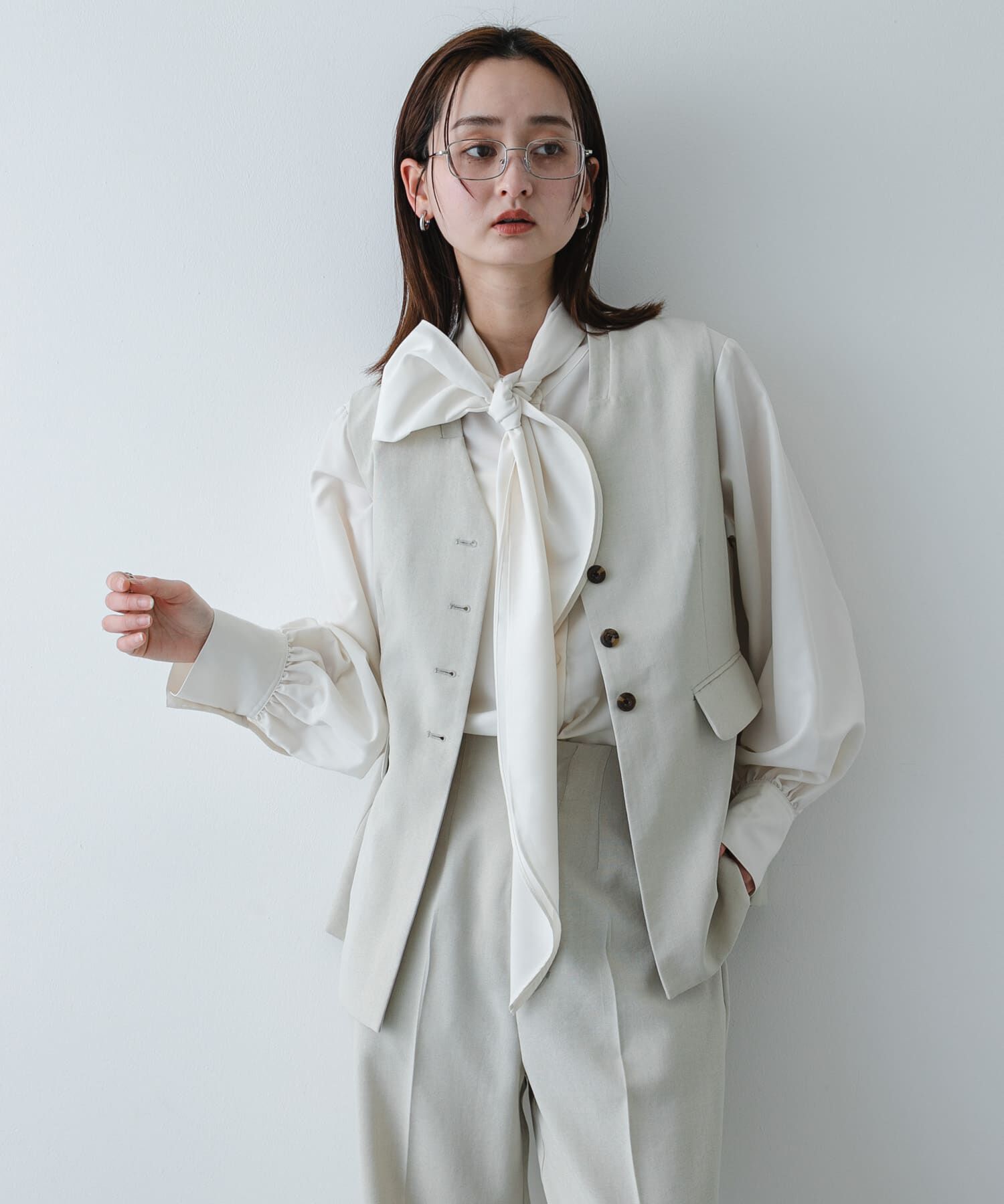 SENSE OF PLACE by URBAN RESEARCH「『イージーケア』ボウタイリボンブラウス」|シャツ・ブラウス|