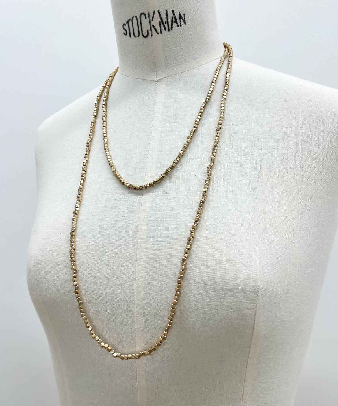 DAY by DAY it&rsquo;s international「メタルビーズロングチェーンネックレス」|ネックレス|