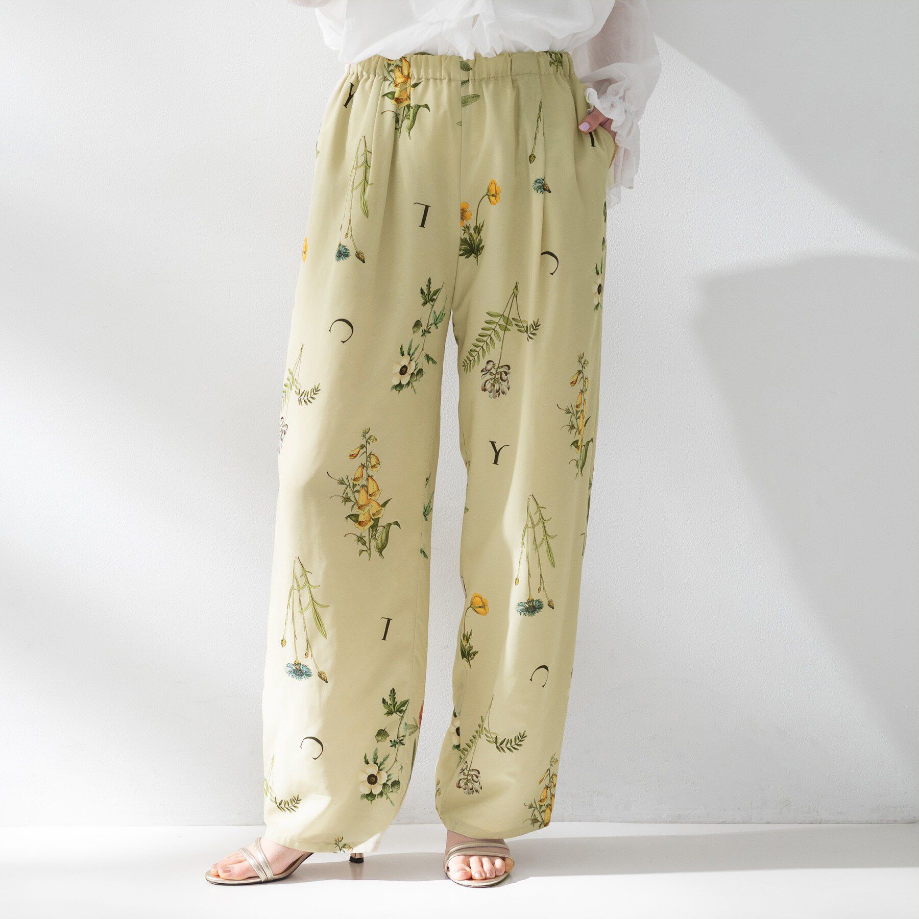 UNTITLED「【Liyoca】ボタニカルプリントイージーパンツ」|その他|ライトベージュ(15