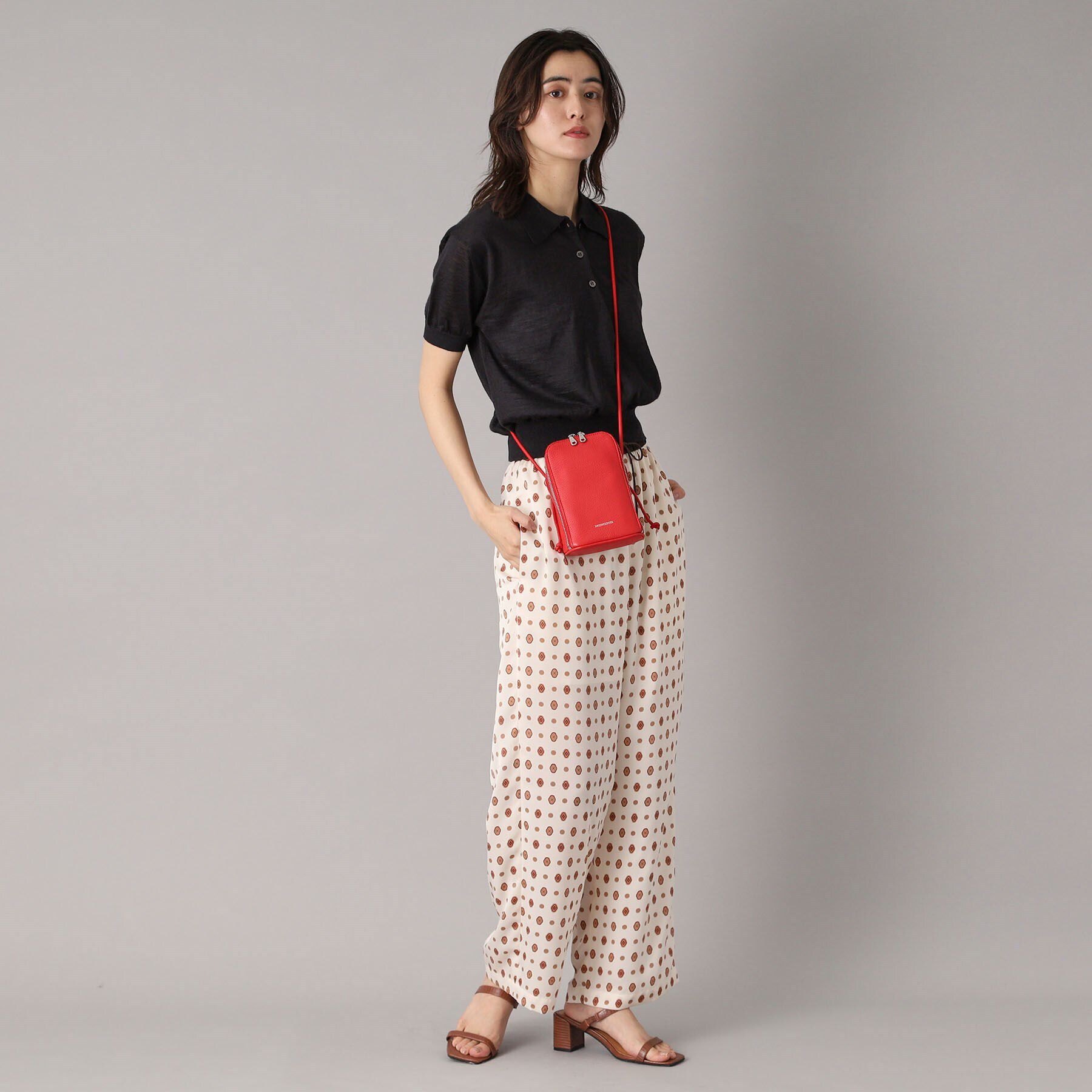 DRESSTERIOR「シュリンクレザーマルチポーチ」|ショルダー・メッセンジャー|