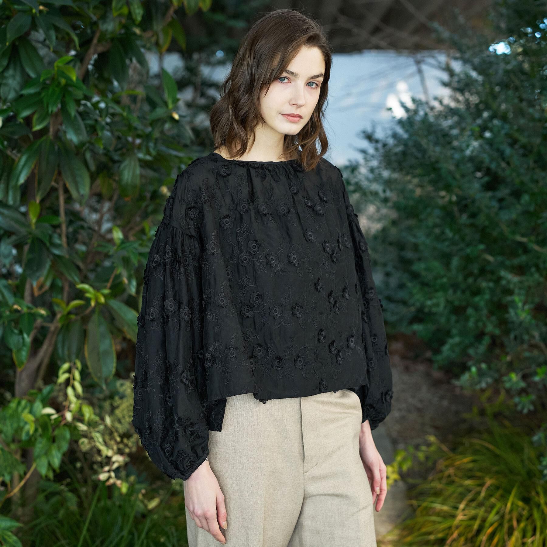 DRESSTERIOR「シアーエンブロイダリーブラウス」|シャツ・ブラウス|