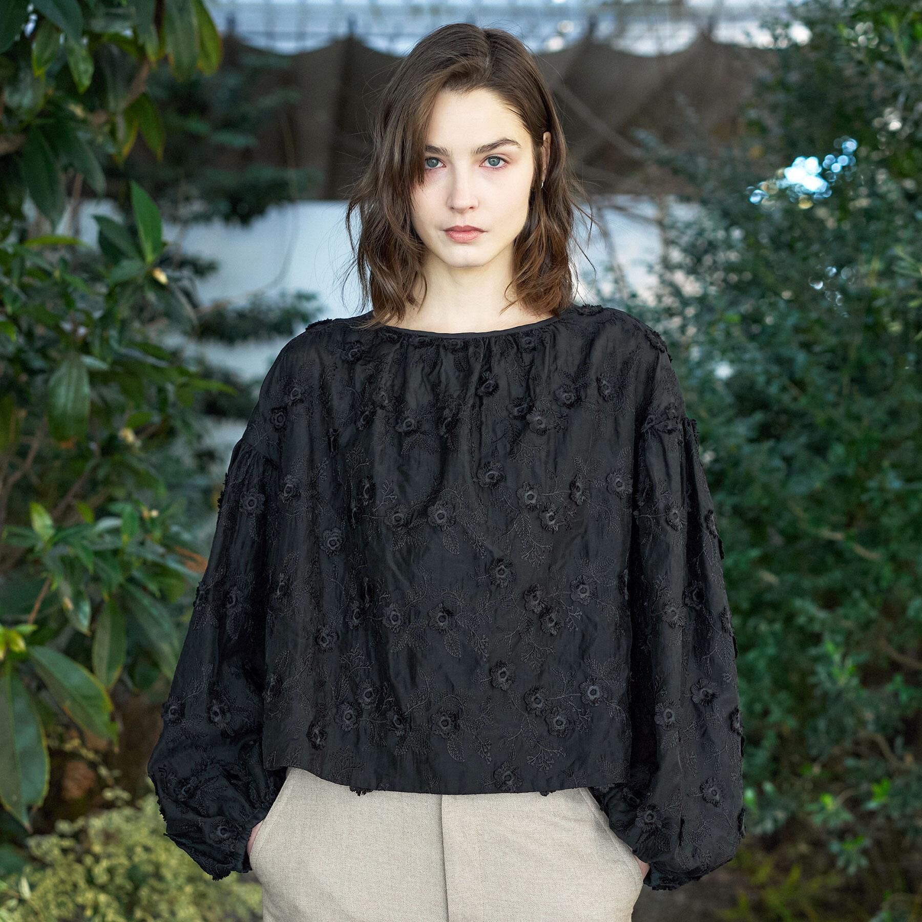 DRESSTERIOR「シアーエンブロイダリーブラウス」|シャツ・ブラウス|