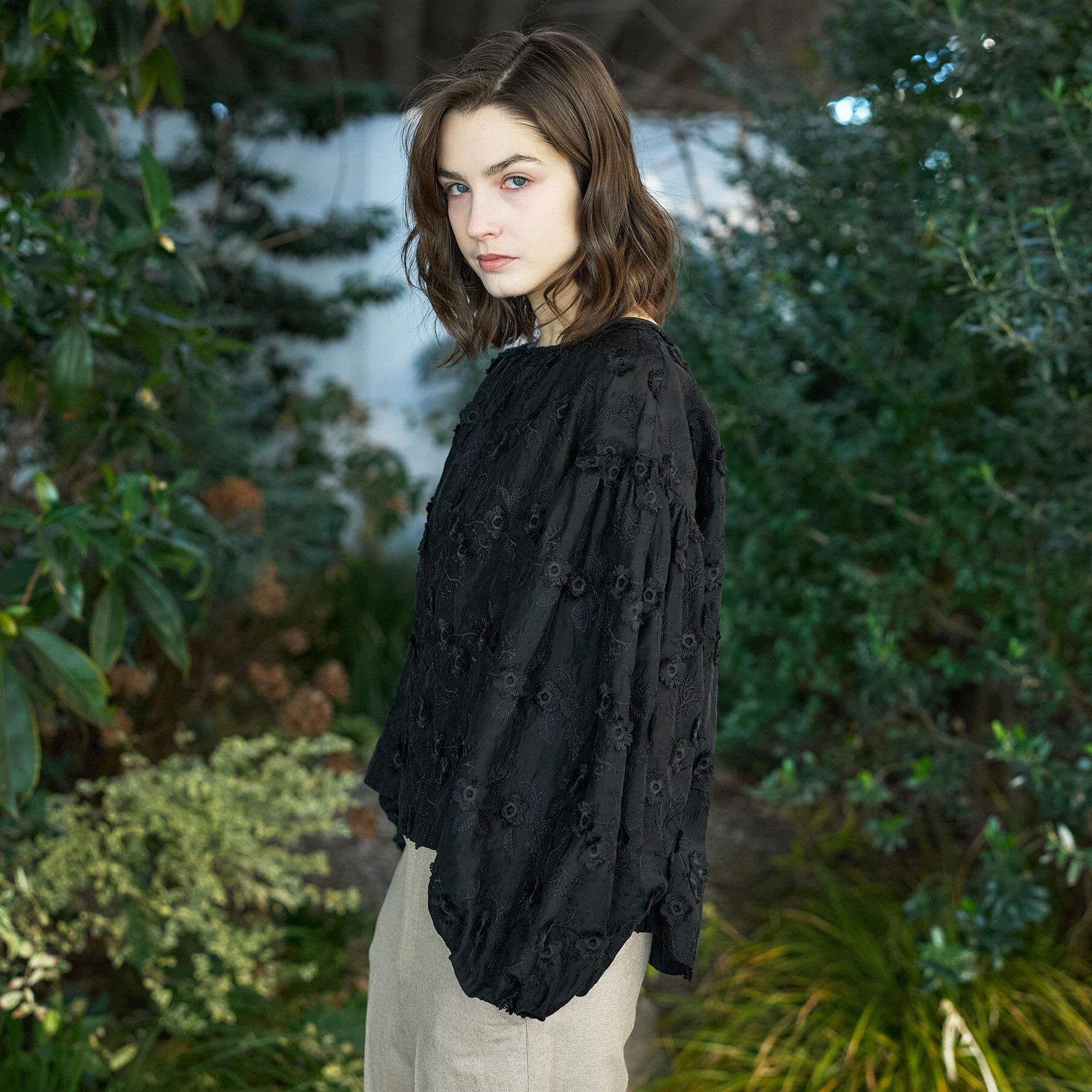 DRESSTERIOR「シアーエンブロイダリーブラウス」|シャツ・ブラウス|