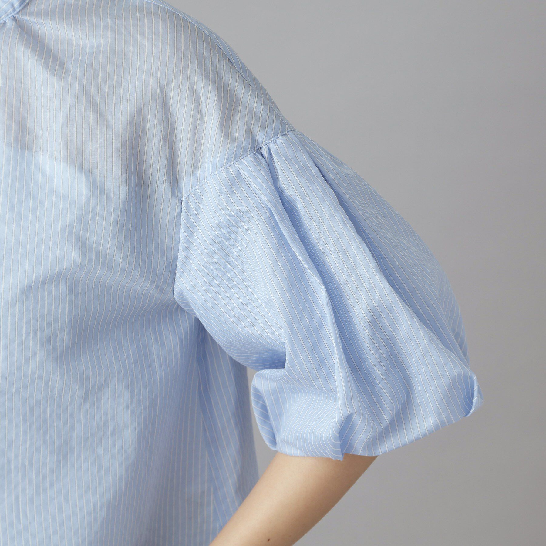 DRESSTERIOR「シアーストライプスタンドフリルボリューム」|シャツ・ブラウス|