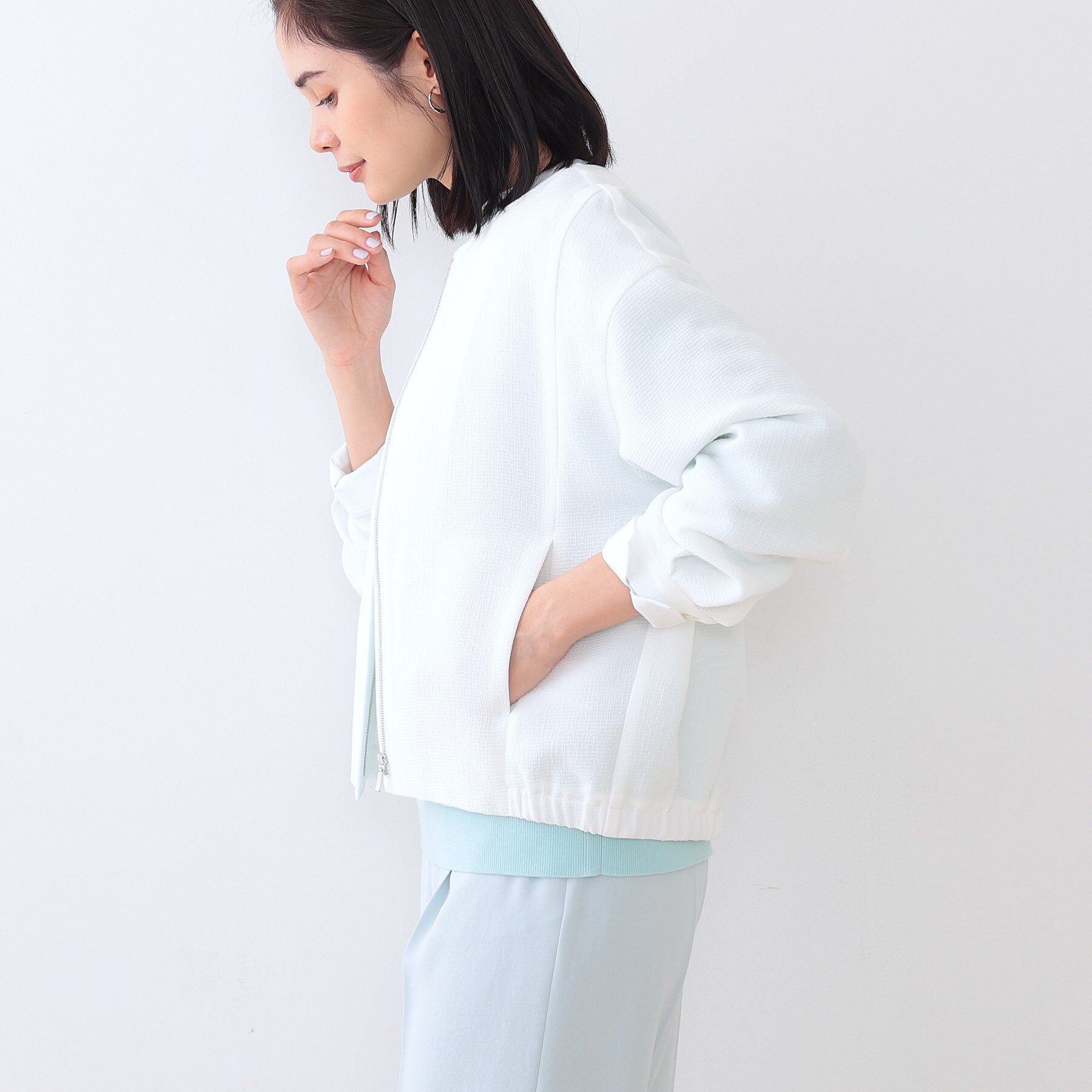 INDIVI「【洗える】凹凸素材シンプルブルゾン」|ブルゾン・スタジャン|