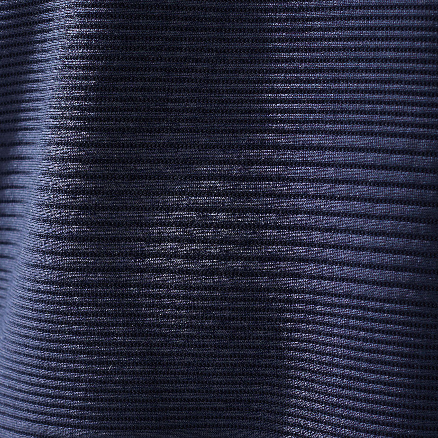 INDIVI「【洗える／キレイ色】体型カバー無縫製ニット」|ニット・セーター|