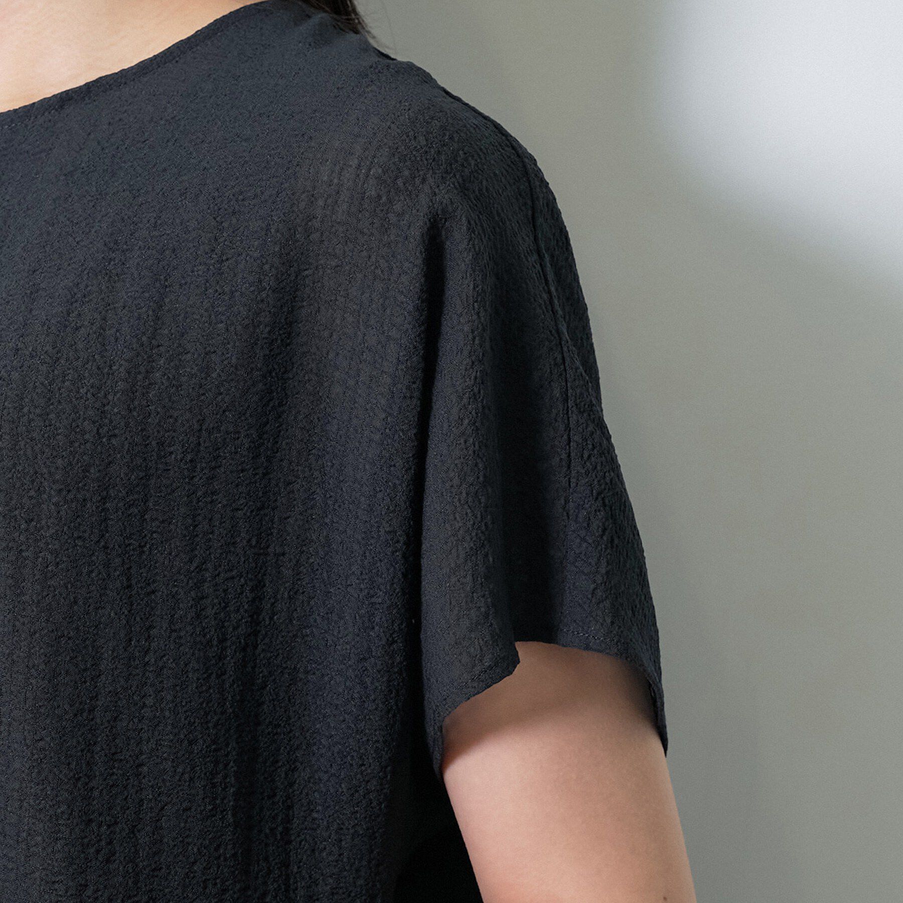 INDIVI「【洗える】無地＆チェーン柄 ギャザートップス」|シャツ・ブラウス|