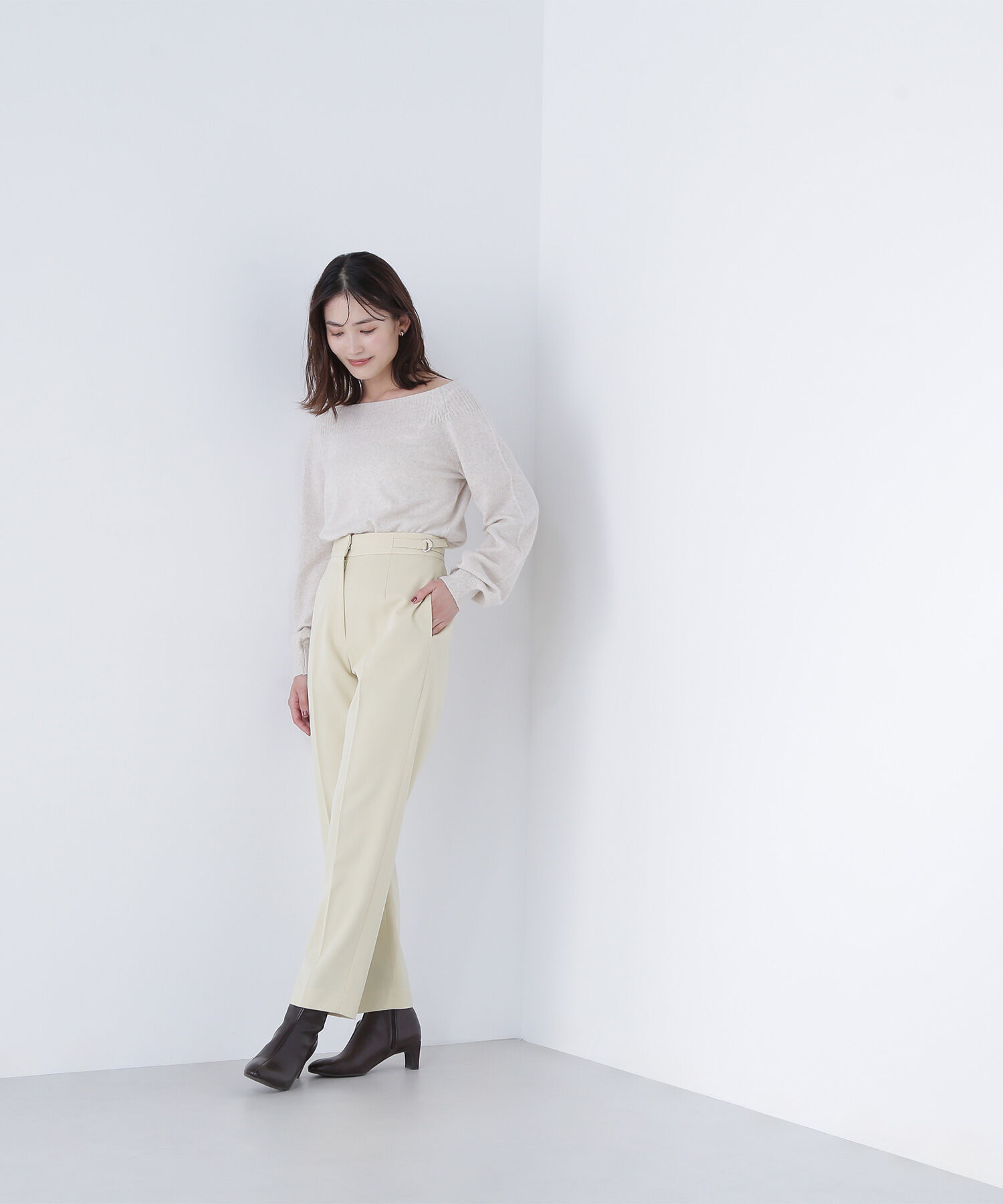  「サイドバックルテーパードパンツ」|その他|