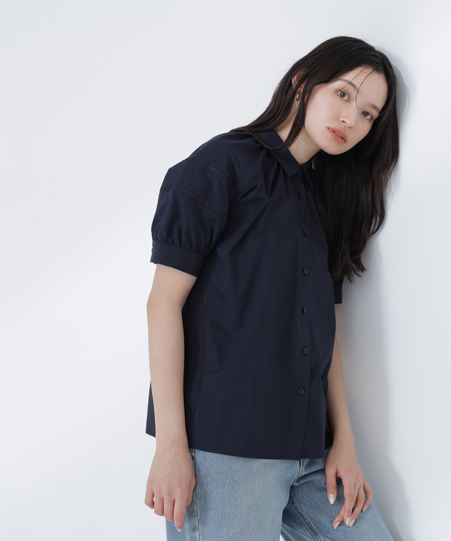  「パフスリーブレースブラウス」|シャツ・ブラウス|ネイビー