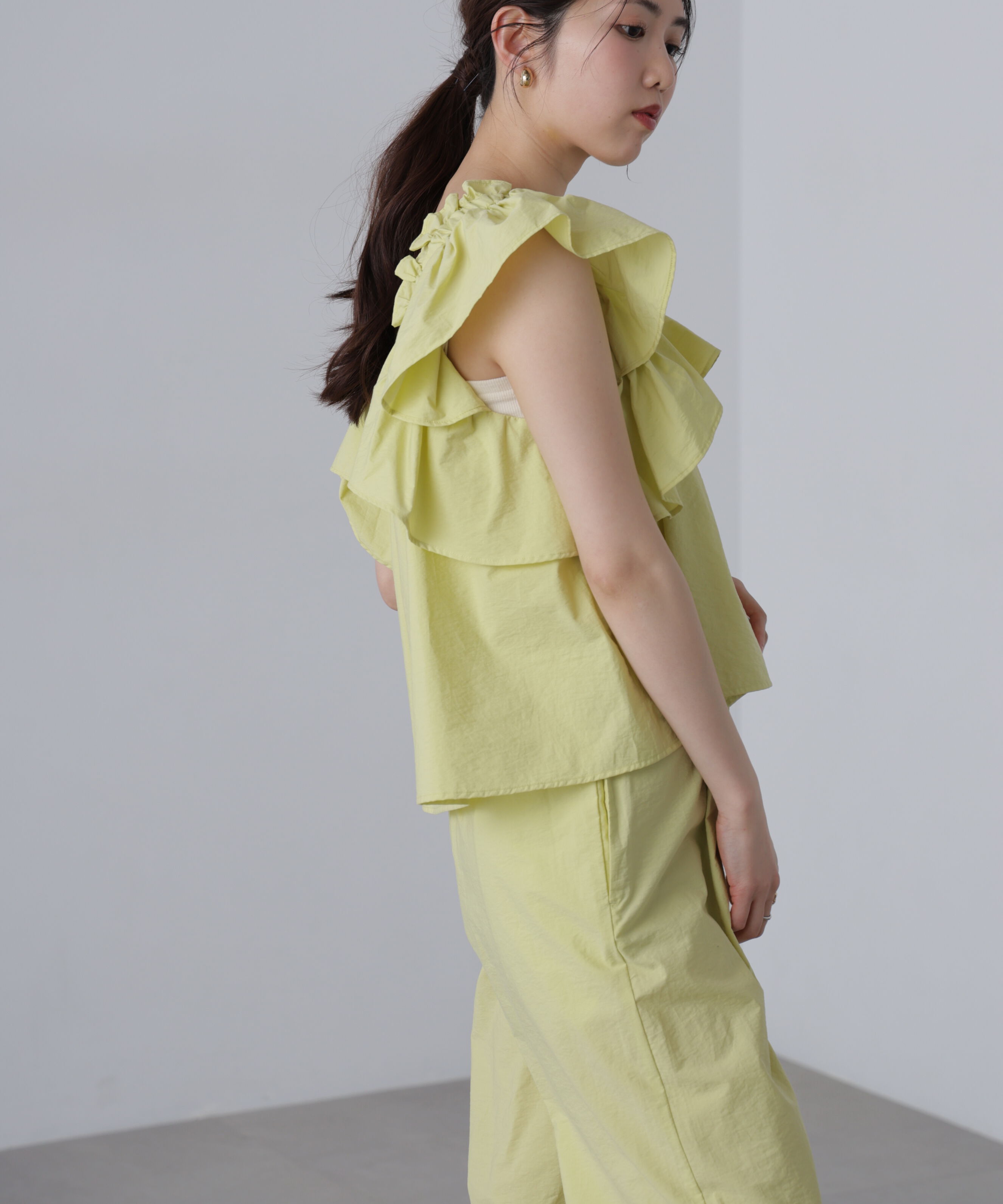  「〈セットアップ対応〉ギャザーショルダーノースリーブブラウス」|シャツ・ブラウス|