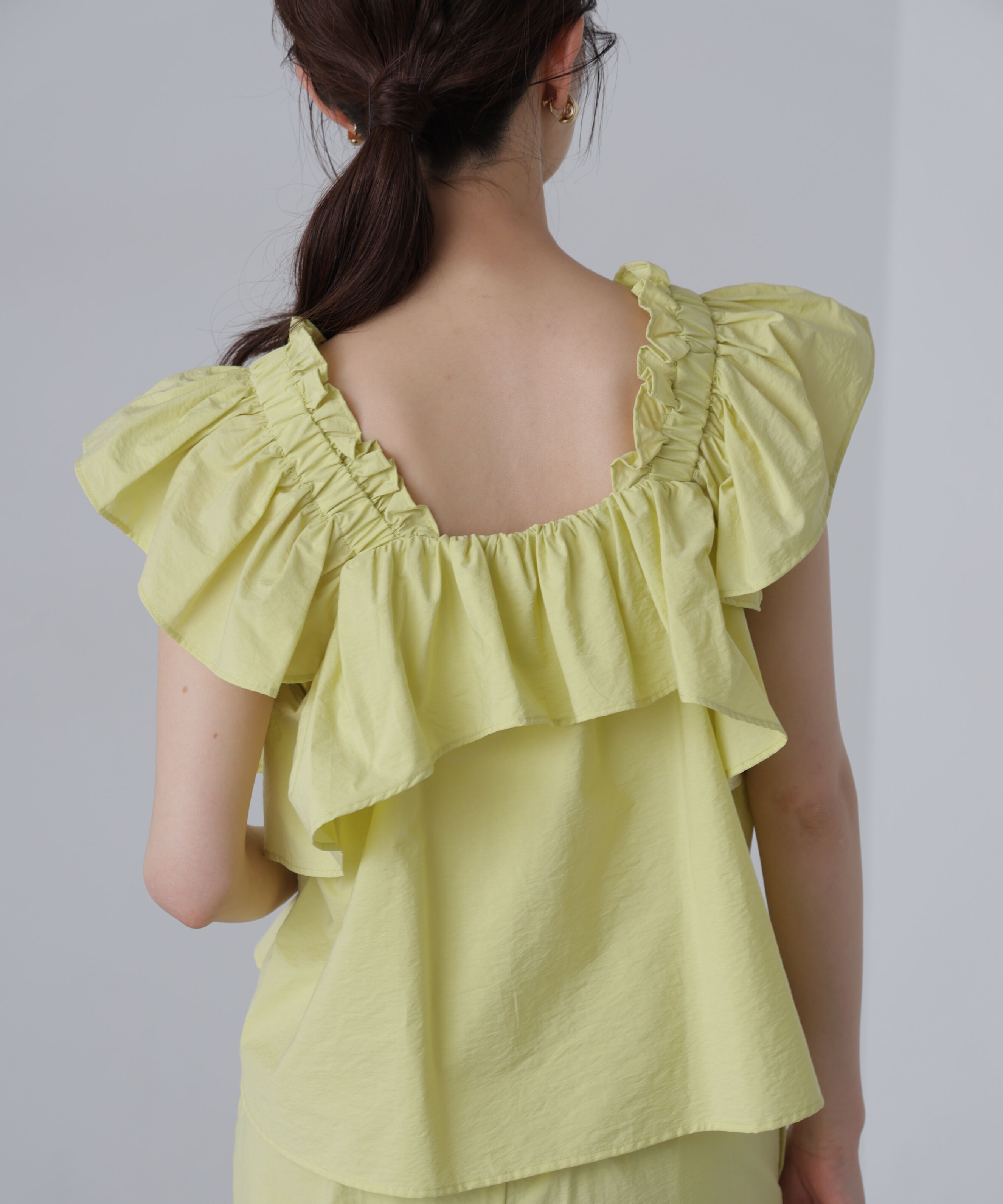  「〈セットアップ対応〉ギャザーショルダーノースリーブブラウス」|シャツ・ブラウス|