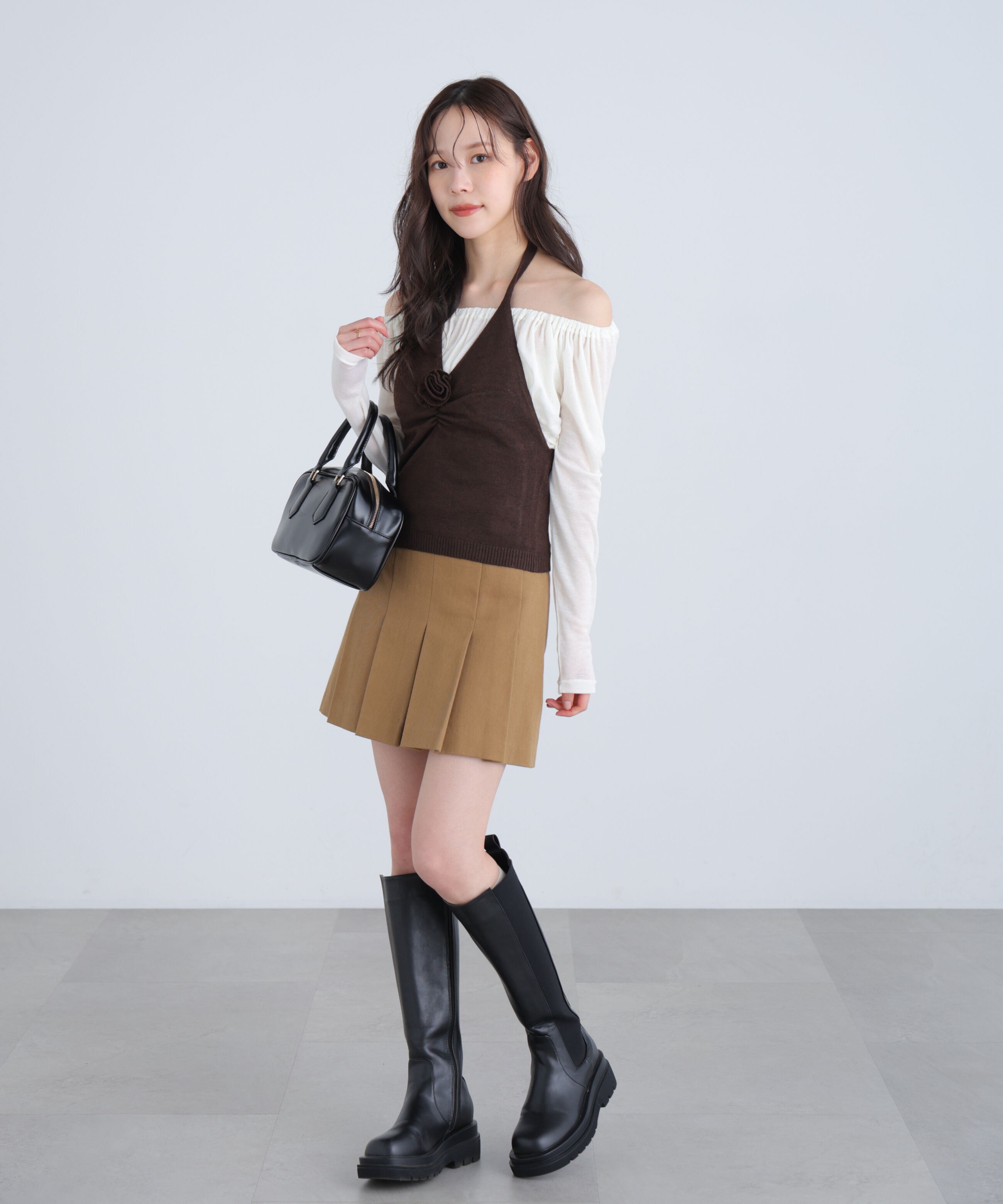  「ホルターネックニットベスト」|ニット・セーター|