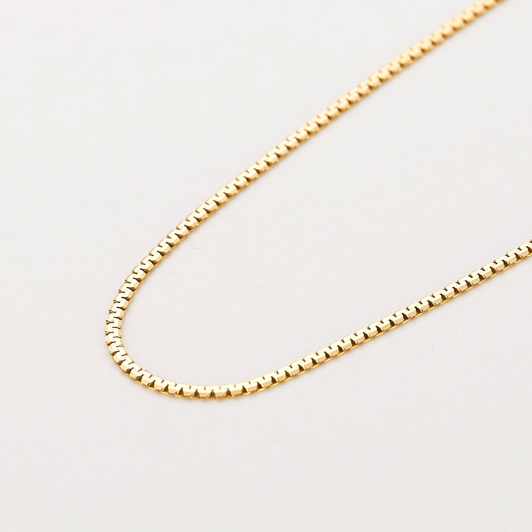 COCOSHNIK「K10ベネチアンフラット ネックレス」|ネックレス|