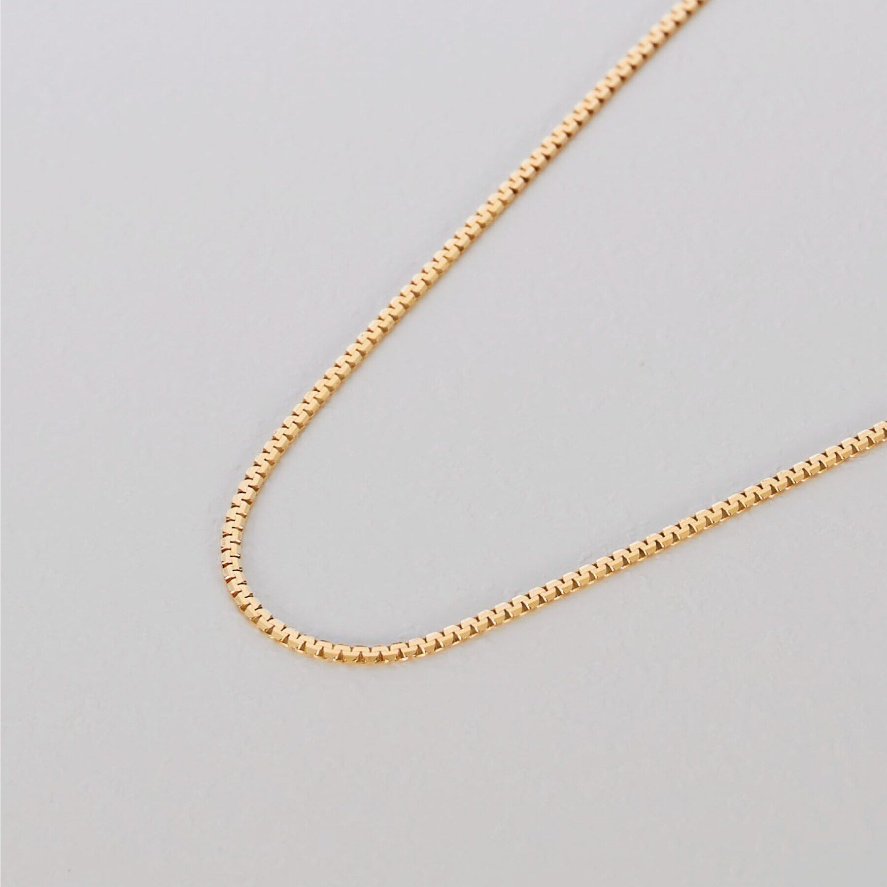 COCOSHNIK「K10ベネチアンフラット ネックレス」|ネックレス|