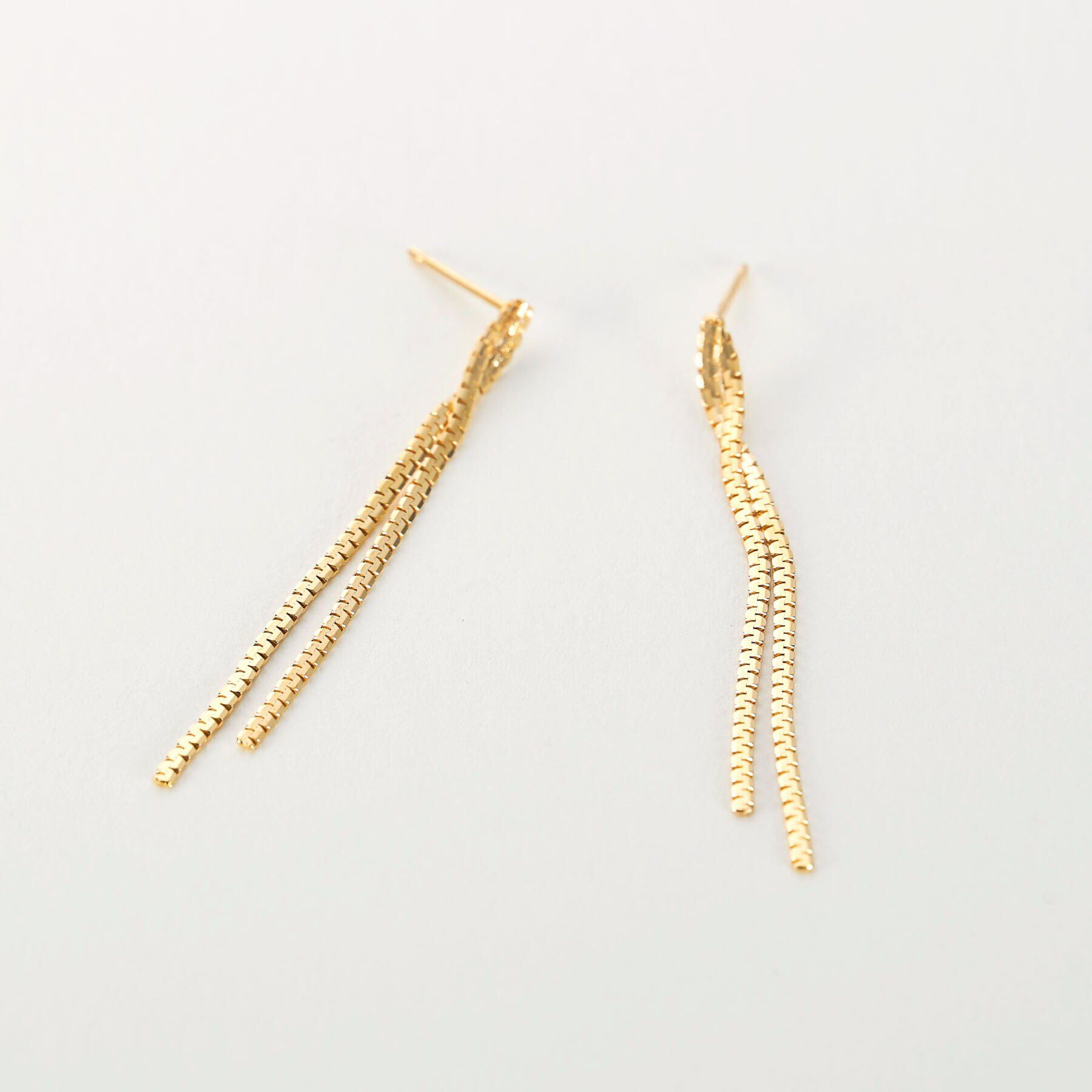 COCOSHNIK「K10ベネチアンフラットツイスト スタッドピアス」|ピアス|