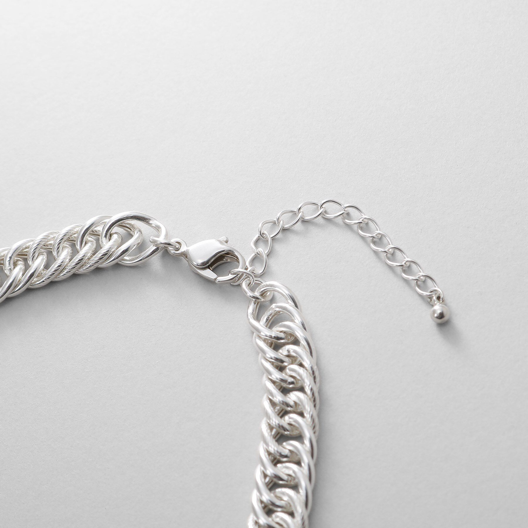 COCOSHNIK ONKITSCH「シルバー デザインチェーン ホロウカットダブルカーブネックレス」|ネックレス|