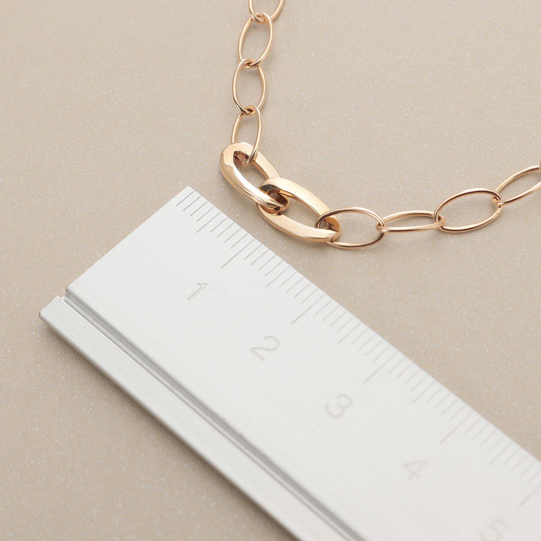 COCOSHNIK「K10PCフラットアズキステーション ネックレス」|ネックレス|