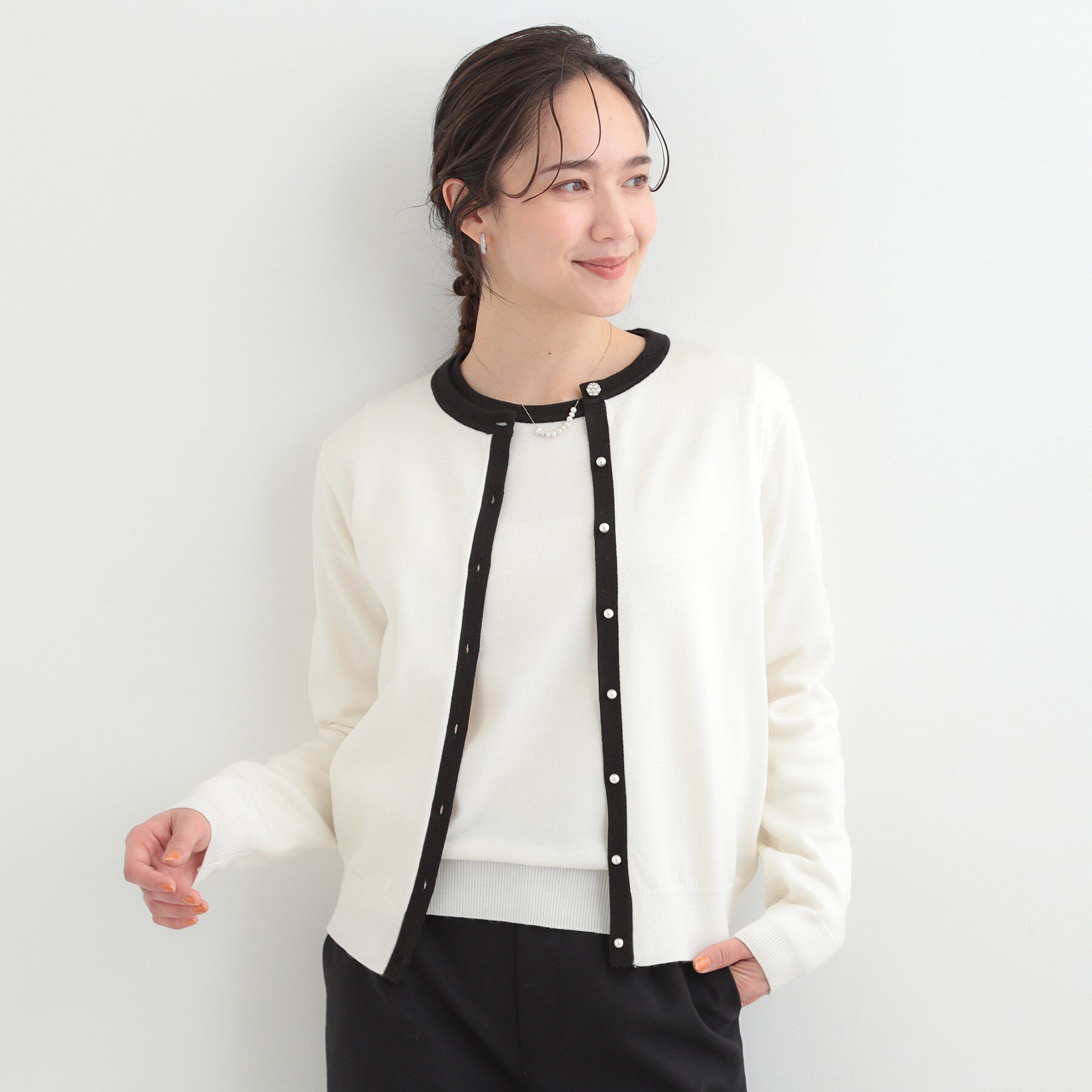 SHOO･LA･RUE「【洗濯機可/S-LL/アンサンブル可】シンプルきれい見え クルーネックカーディガン」|カーディガン|