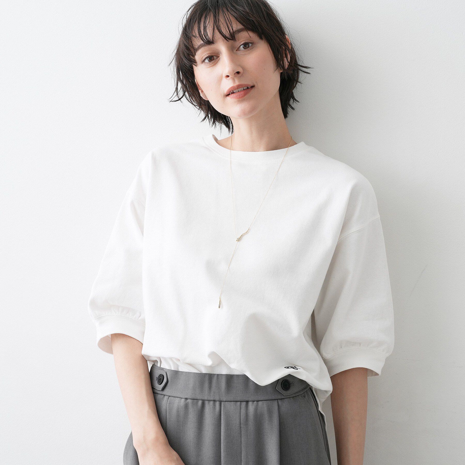 Dessin「【360度可愛い・洗える】バックヘンリーカットソー5分袖」|Tシャツ・カットソー|