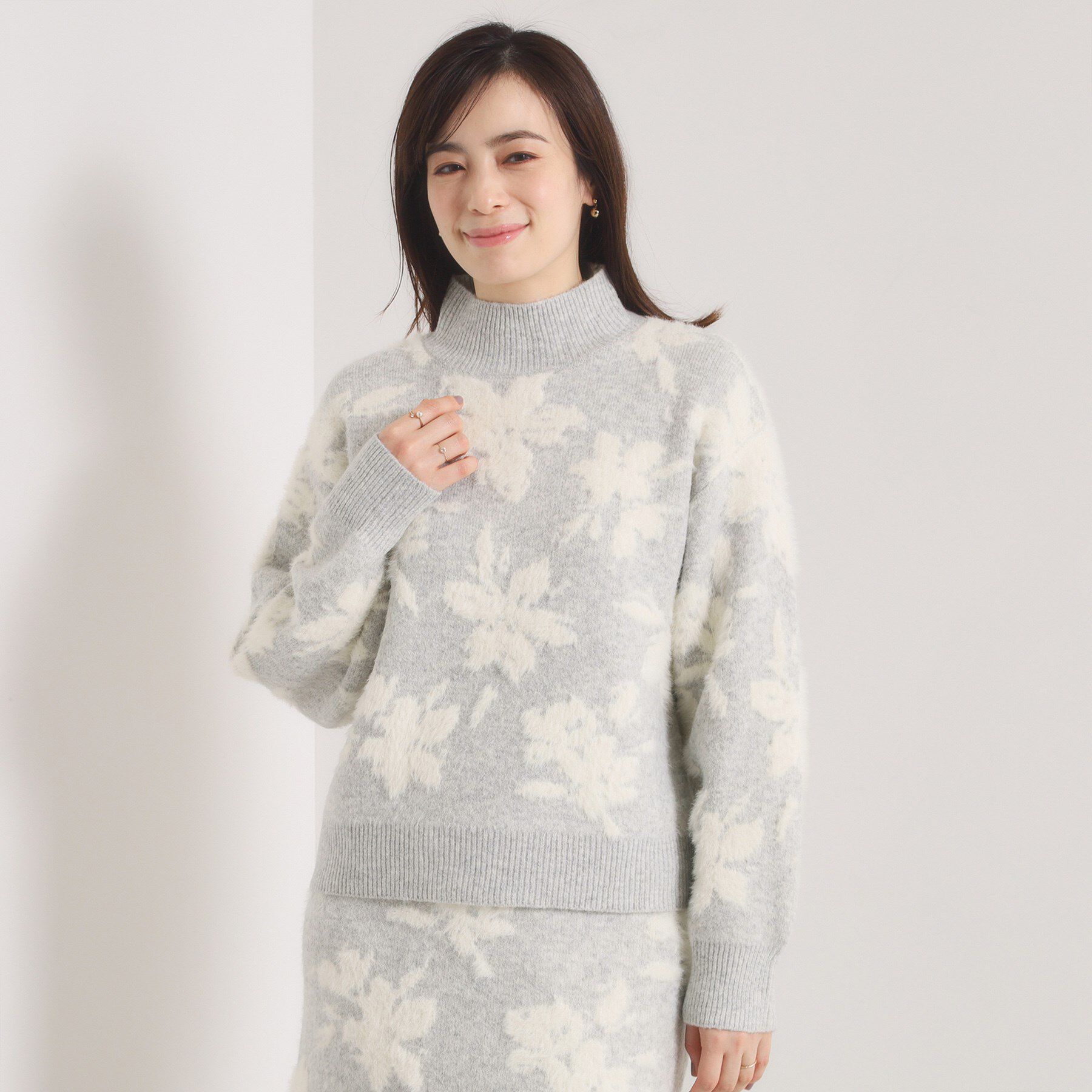 ITS&rsquo;DEMO「【手洗い可／セットアップ可】花柄フェザージャカードニット」|ニット・セーター|