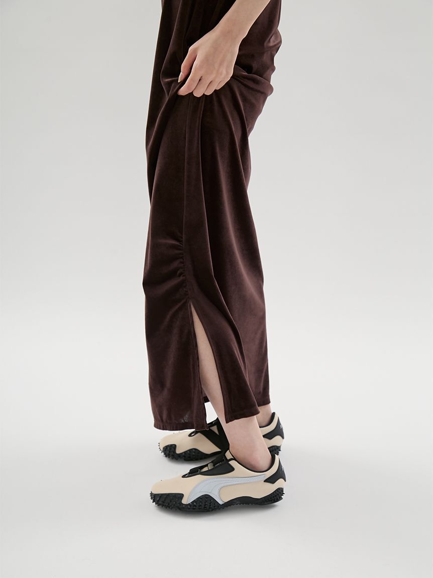 emmi atelier「ベロアTシャツ&times;ホルターネックワンピースセット」|ワンピース|