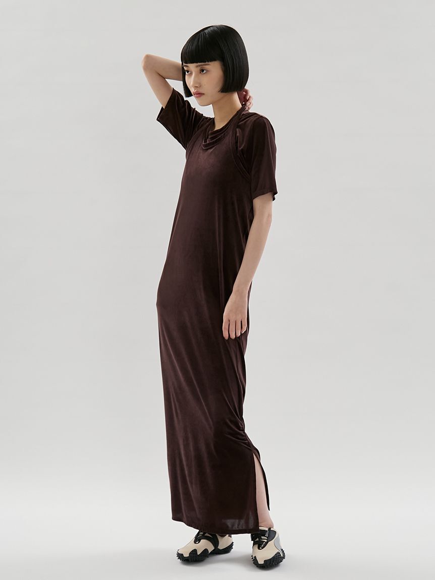 emmi atelier「ベロアTシャツ&times;ホルターネックワンピースセット」|ワンピース|