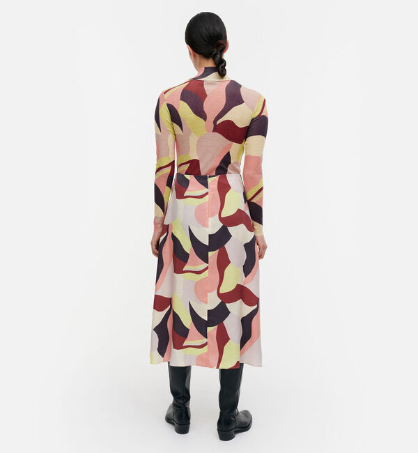 Marimekko「Veduta Kamelia カットソー」|Tシャツ・カットソー|