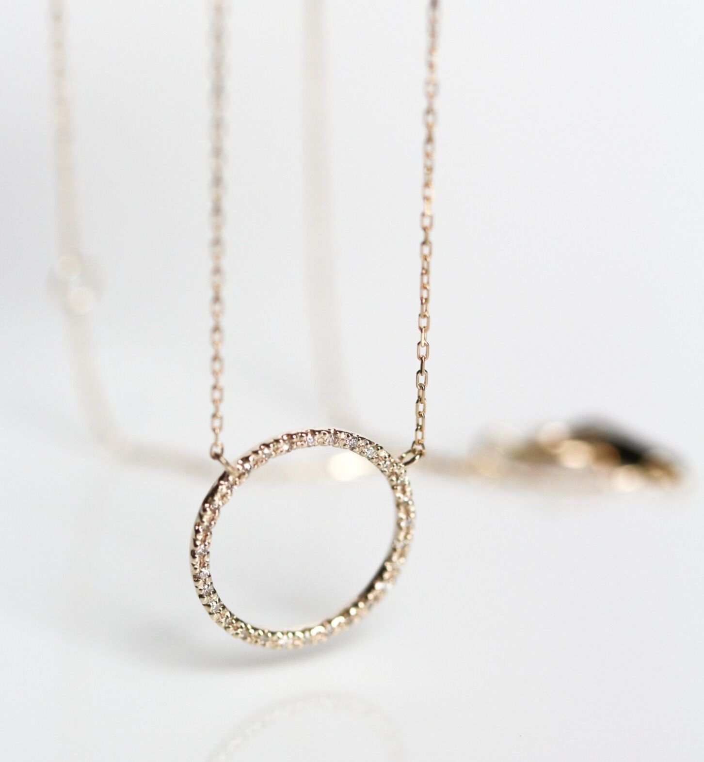  「ダイヤモンド オープンサークル ネックレス | K10YG 〈世界最小〉」|ネックレス|