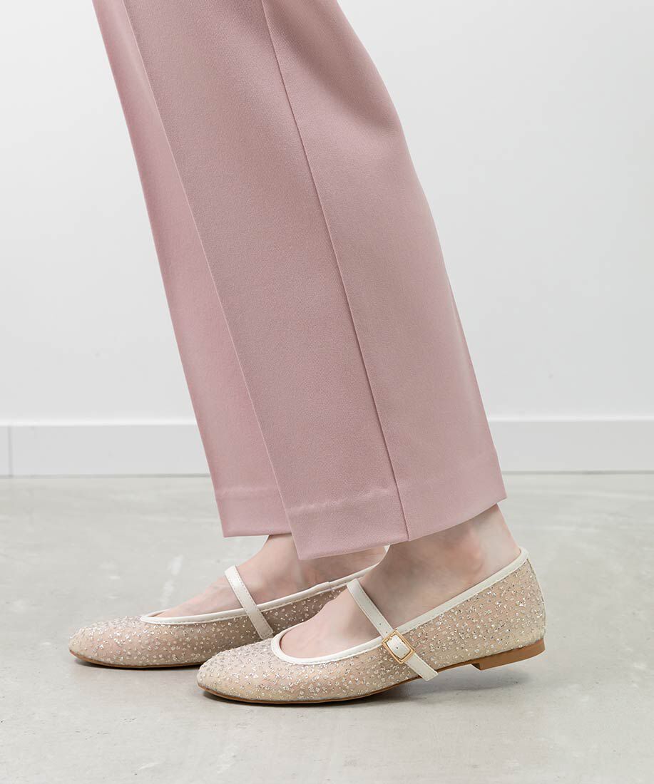  「ラウンドトゥストラップパンプス」|パンプス|