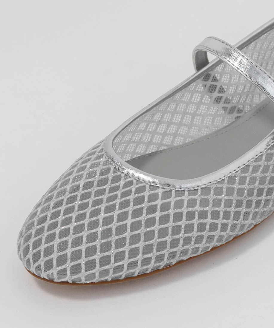  「ラウンドトゥストラップパンプス」|パンプス|