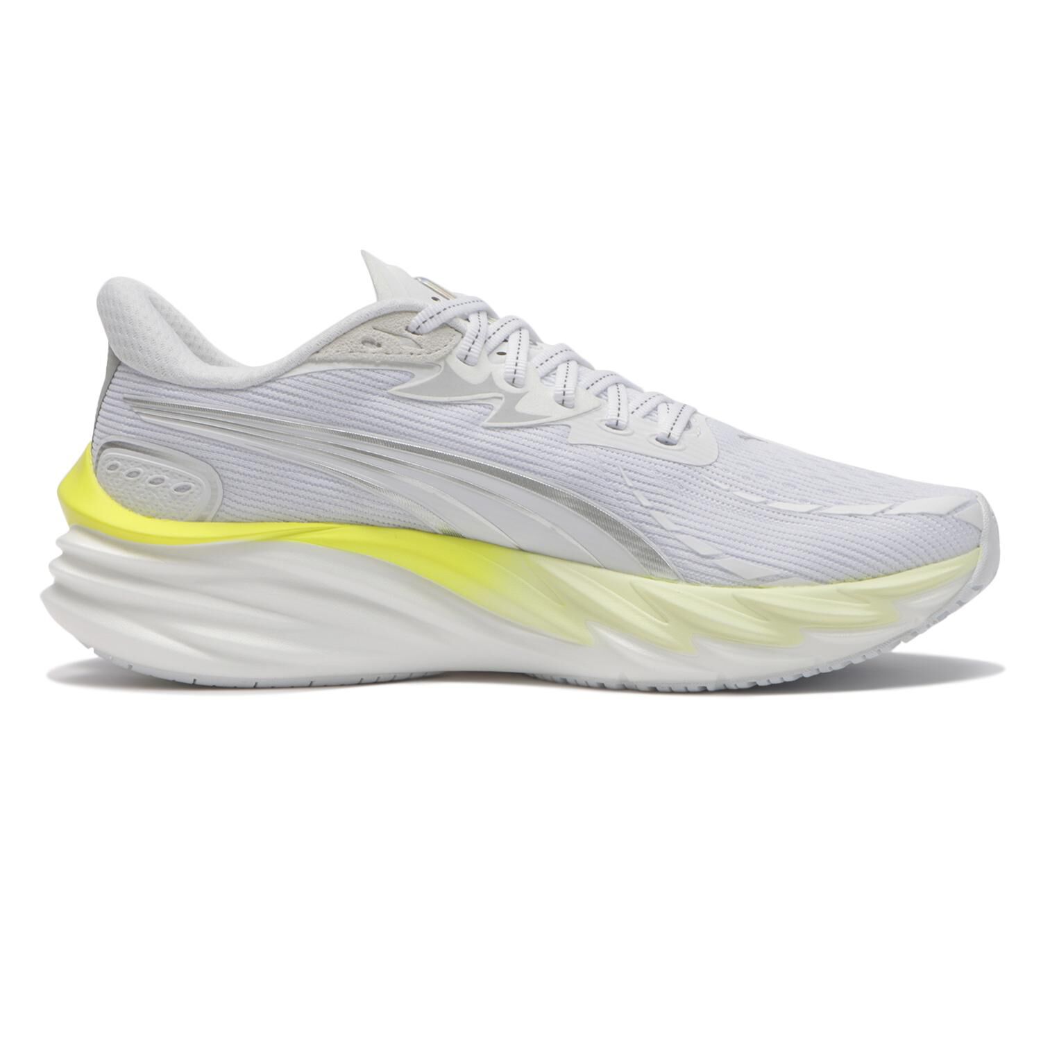 PUMA「【PUMA】W VELOCITY NITRO 4」|スニーカー|