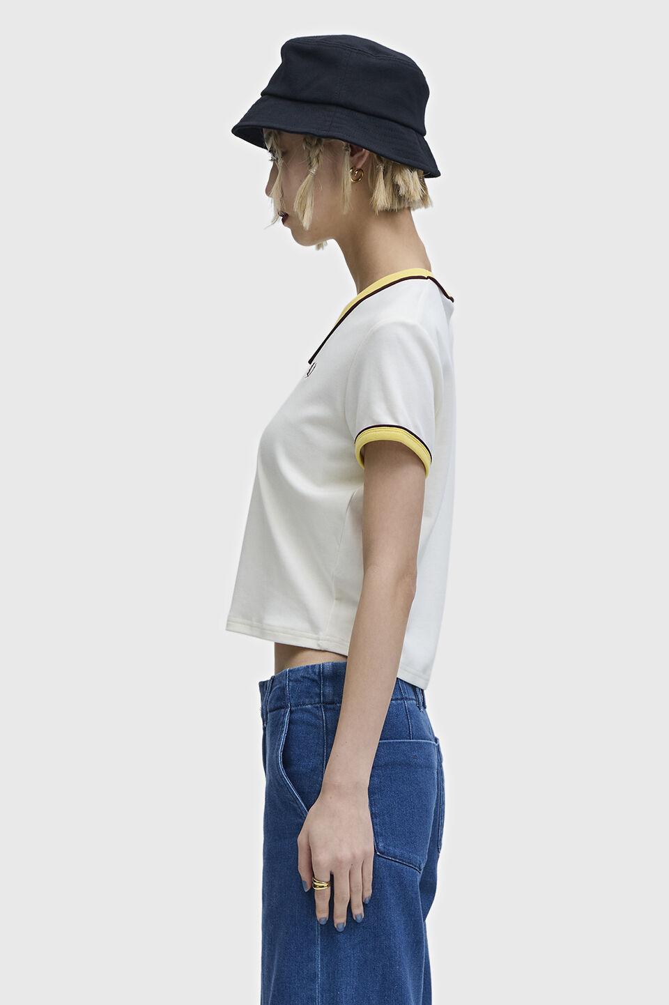 FRED PERRY 「Piped Seams V-Neck T-Shirt」|Tシャツ・カットソー|