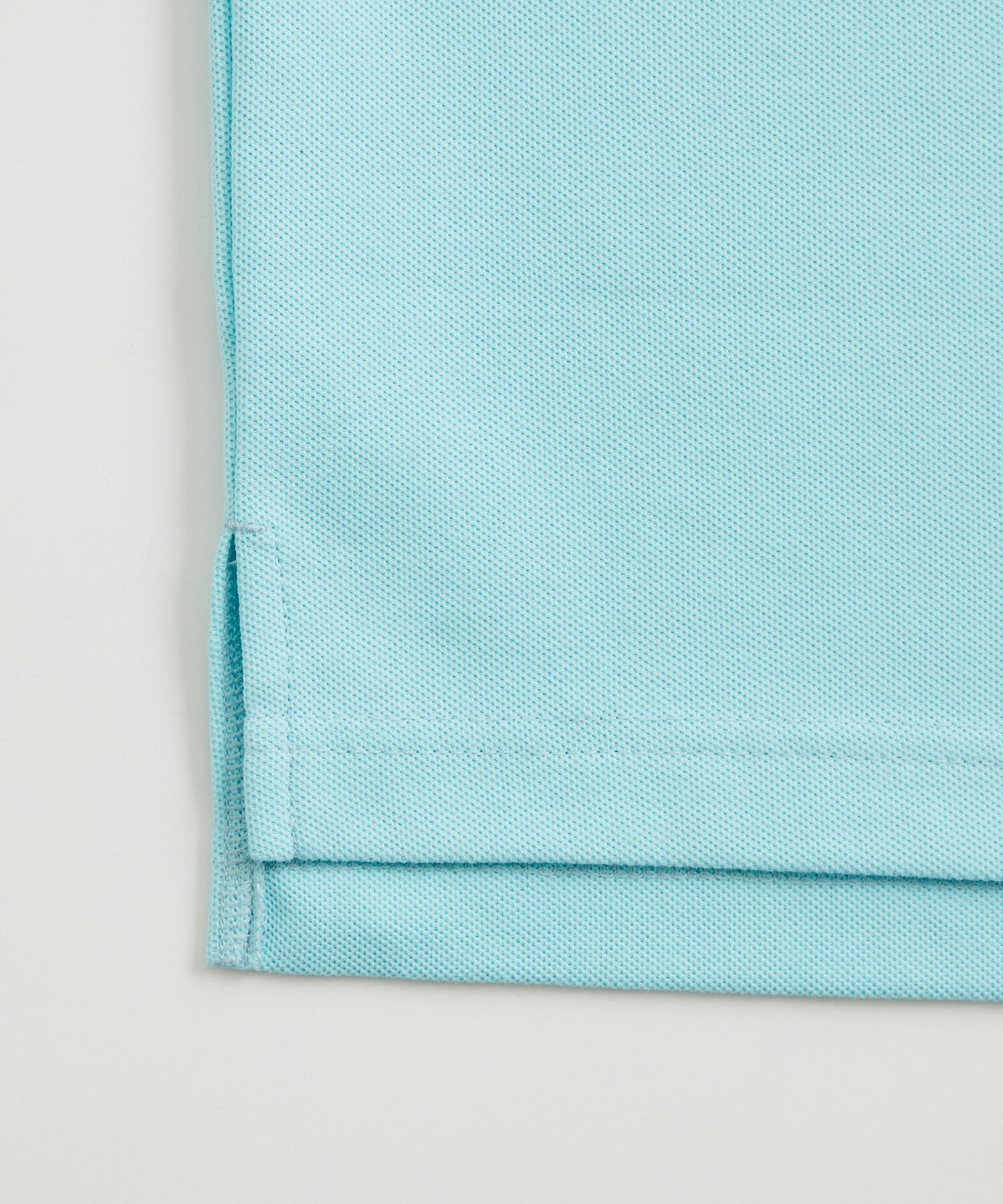 ADAM ET ROPE'「【WEB限定】LOGAN/ローガン 別注 ワンポイント刺繍 ビッグシルエット カノコ ポロシャツ」|シャツ・ブラウス|