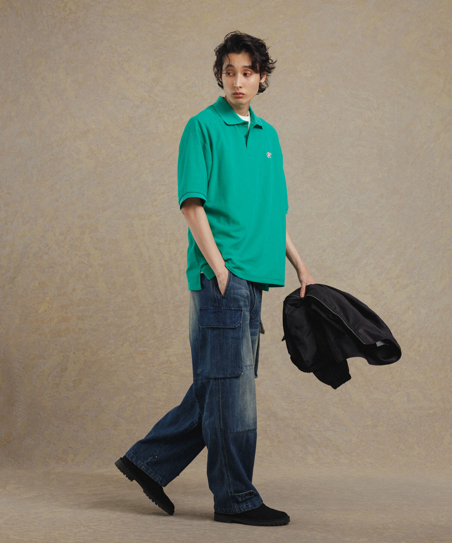 ADAM ET ROPE'「【WEB限定】LOGAN/ローガン 別注 ワンポイント刺繍 ビッグシルエット カノコ ポロシャツ」|シャツ・ブラウス|