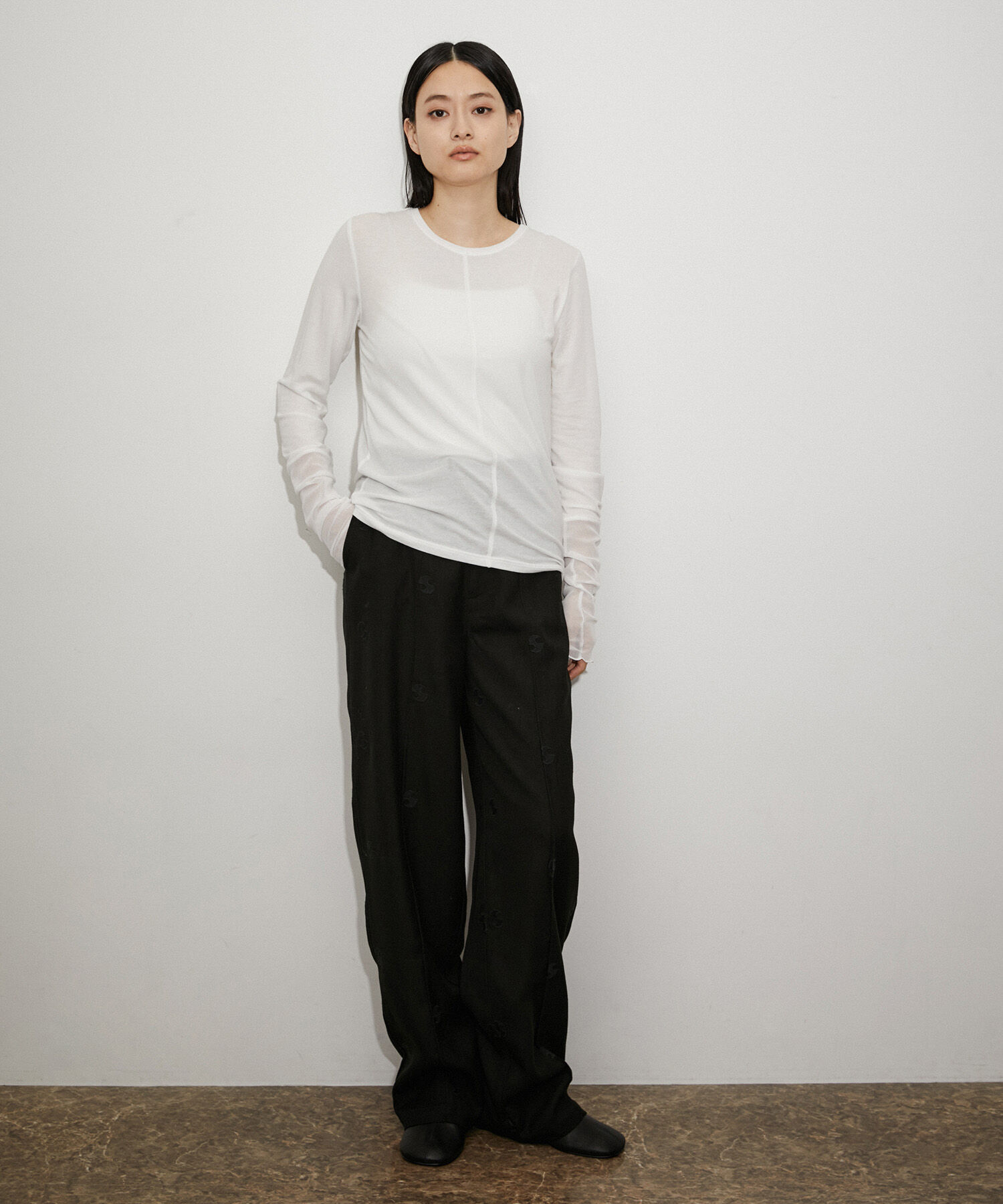 ADAM ET ROPE'「【サステナブル】エアリーシアーカフスカットソー」|Tシャツ・カットソー|